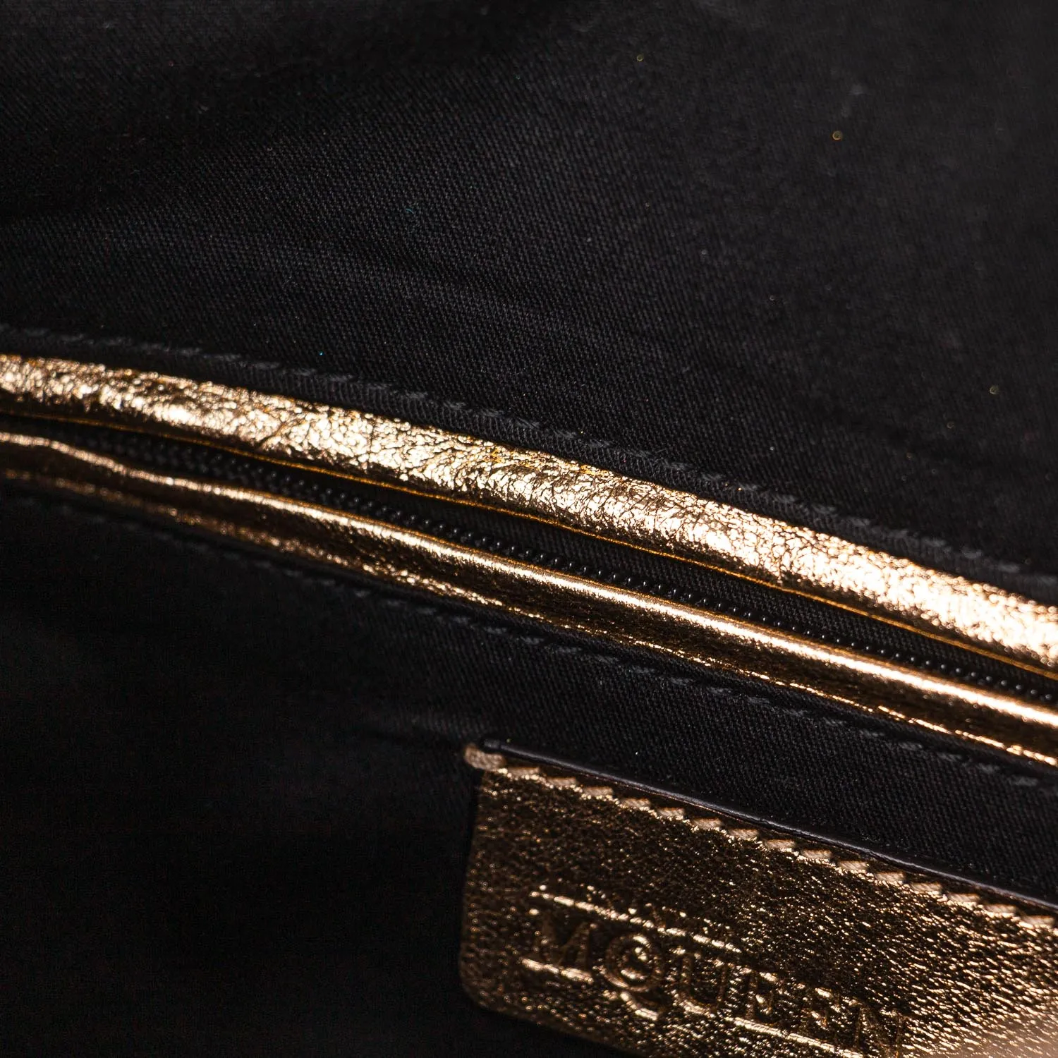 Alexander McQueen De Manta Clutch