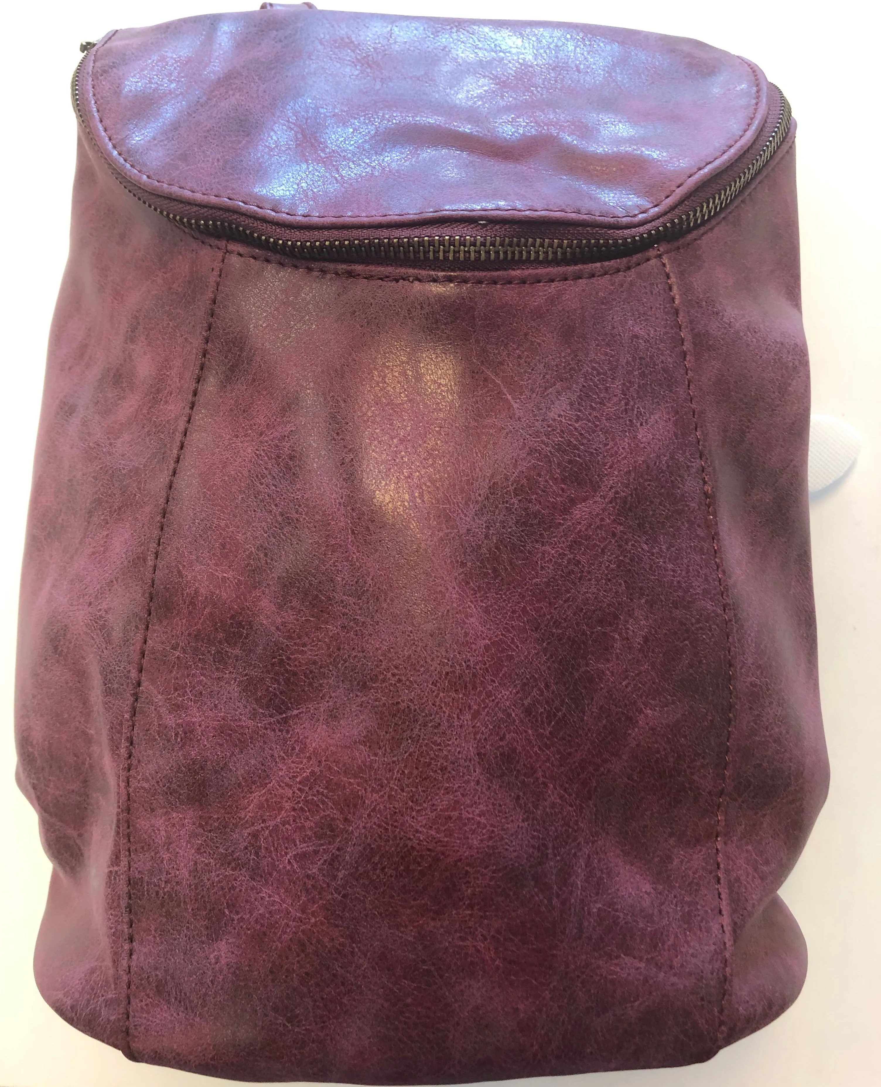 ALYSSA DISTRESSED BACKPACK