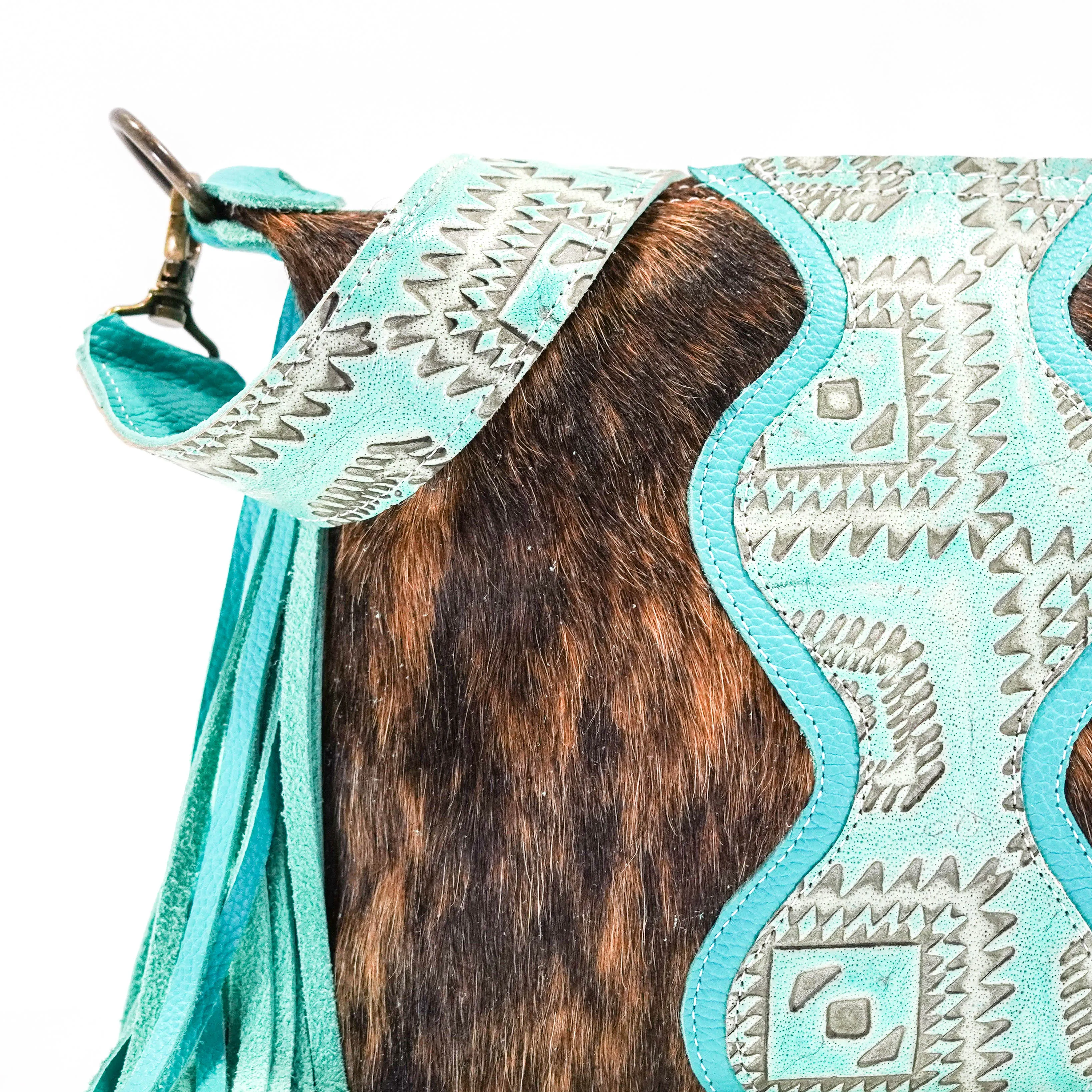 Annie - Brindle w/ Caribbean Aztec