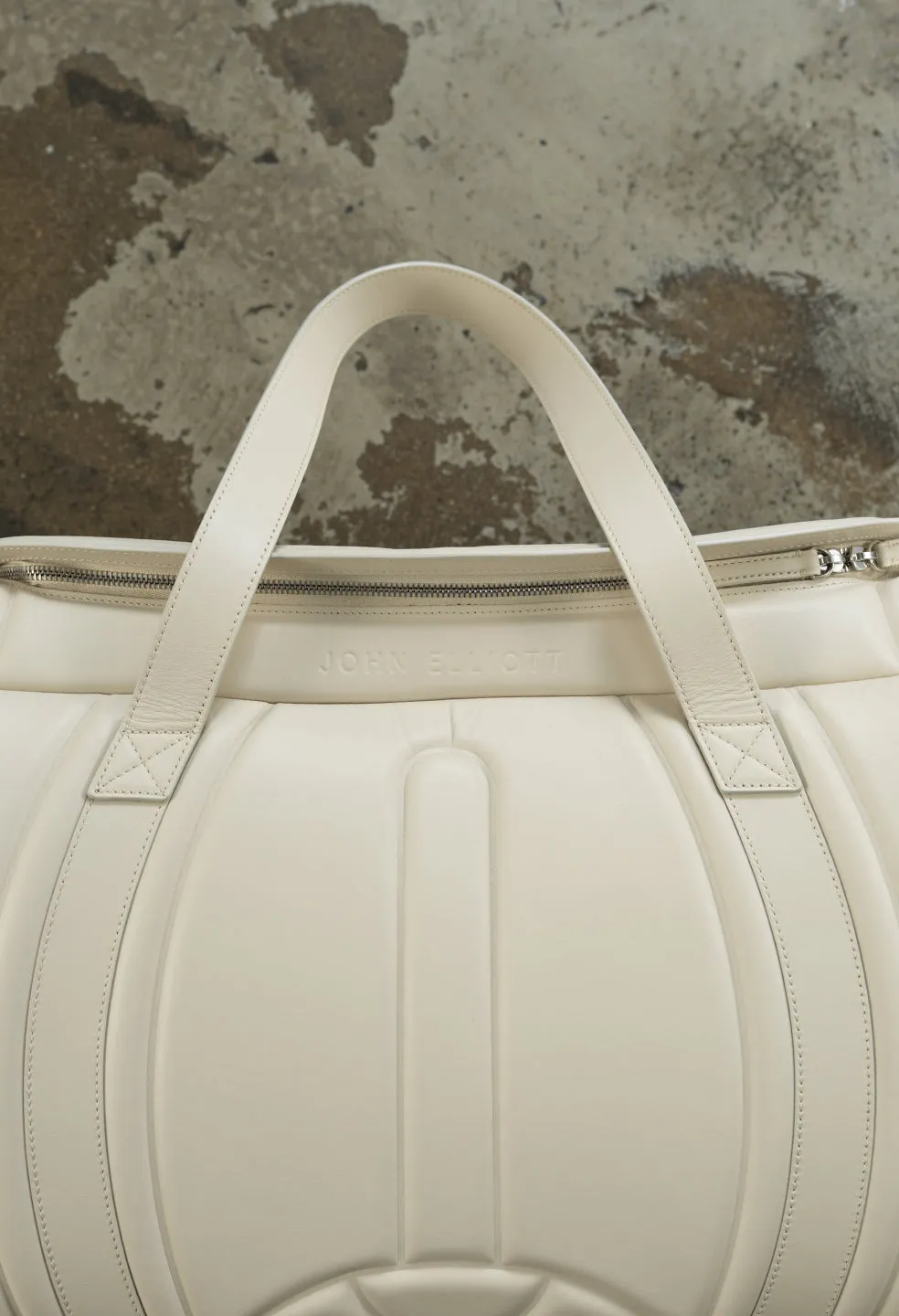 Armor Leather Duffle / Ivory