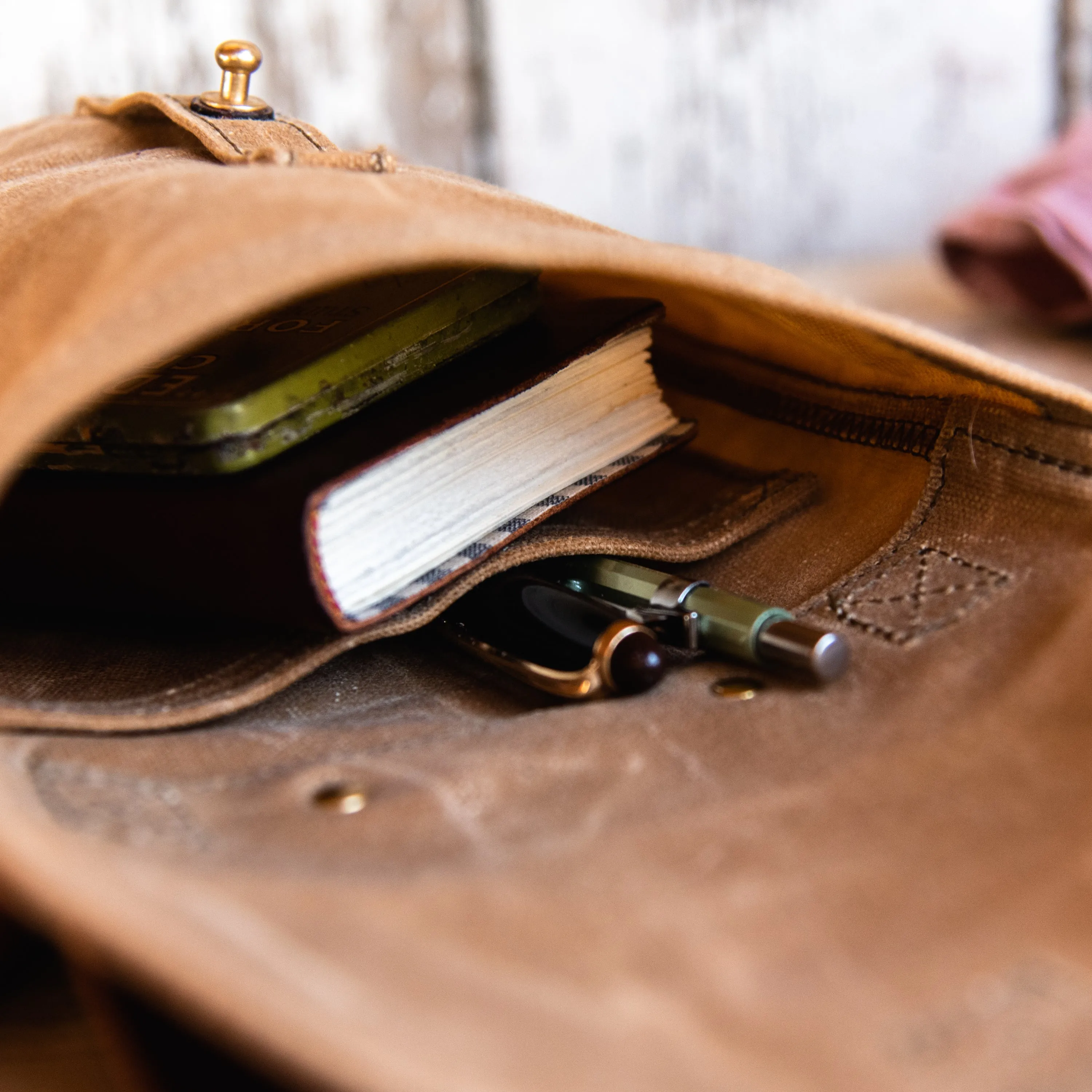 Autumn Colors: The Small Hunter Satchel