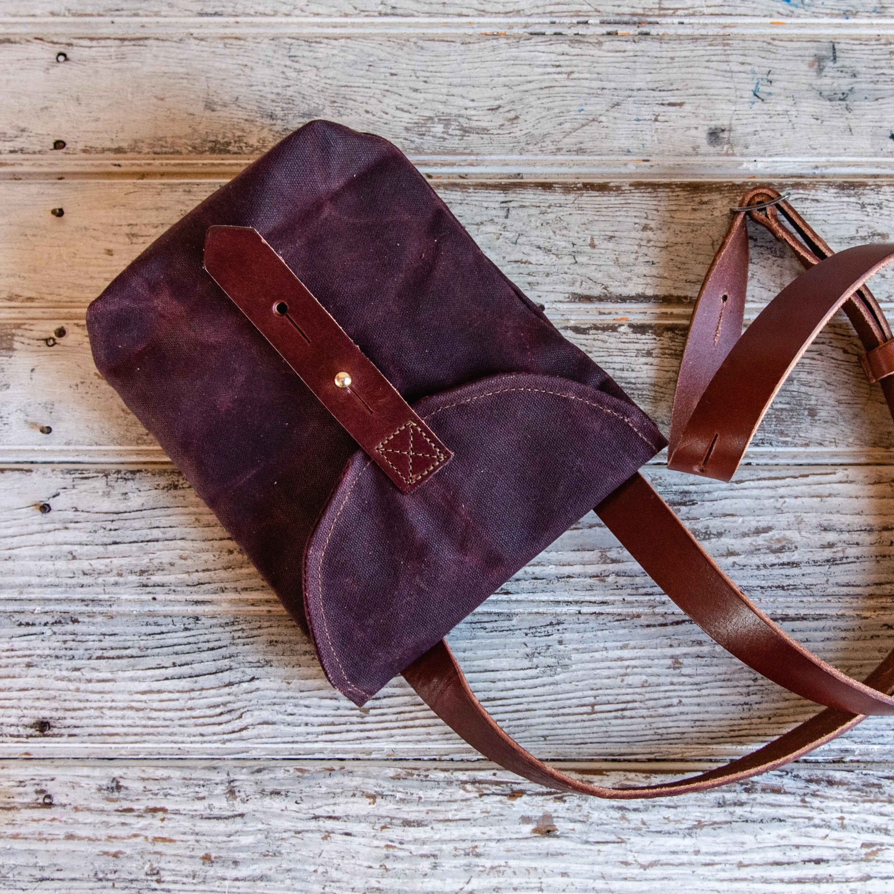 Autumn Colors: The Small Hunter Satchel