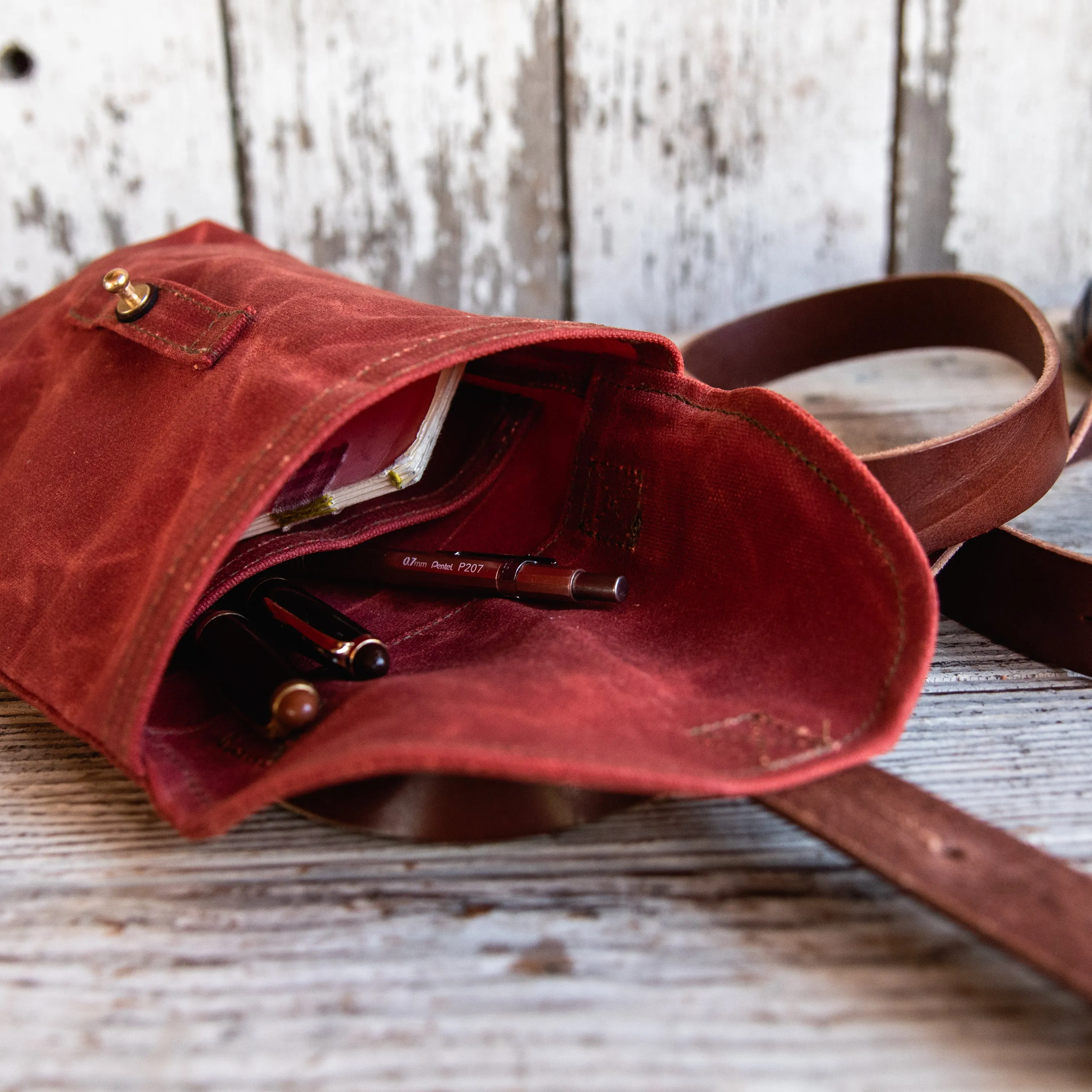 Autumn Colors: The Small Hunter Satchel