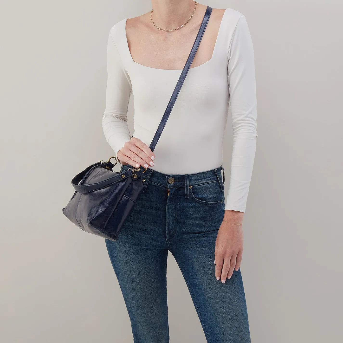 Avon Shoulder Bag in Polished Leather - Nightshade
