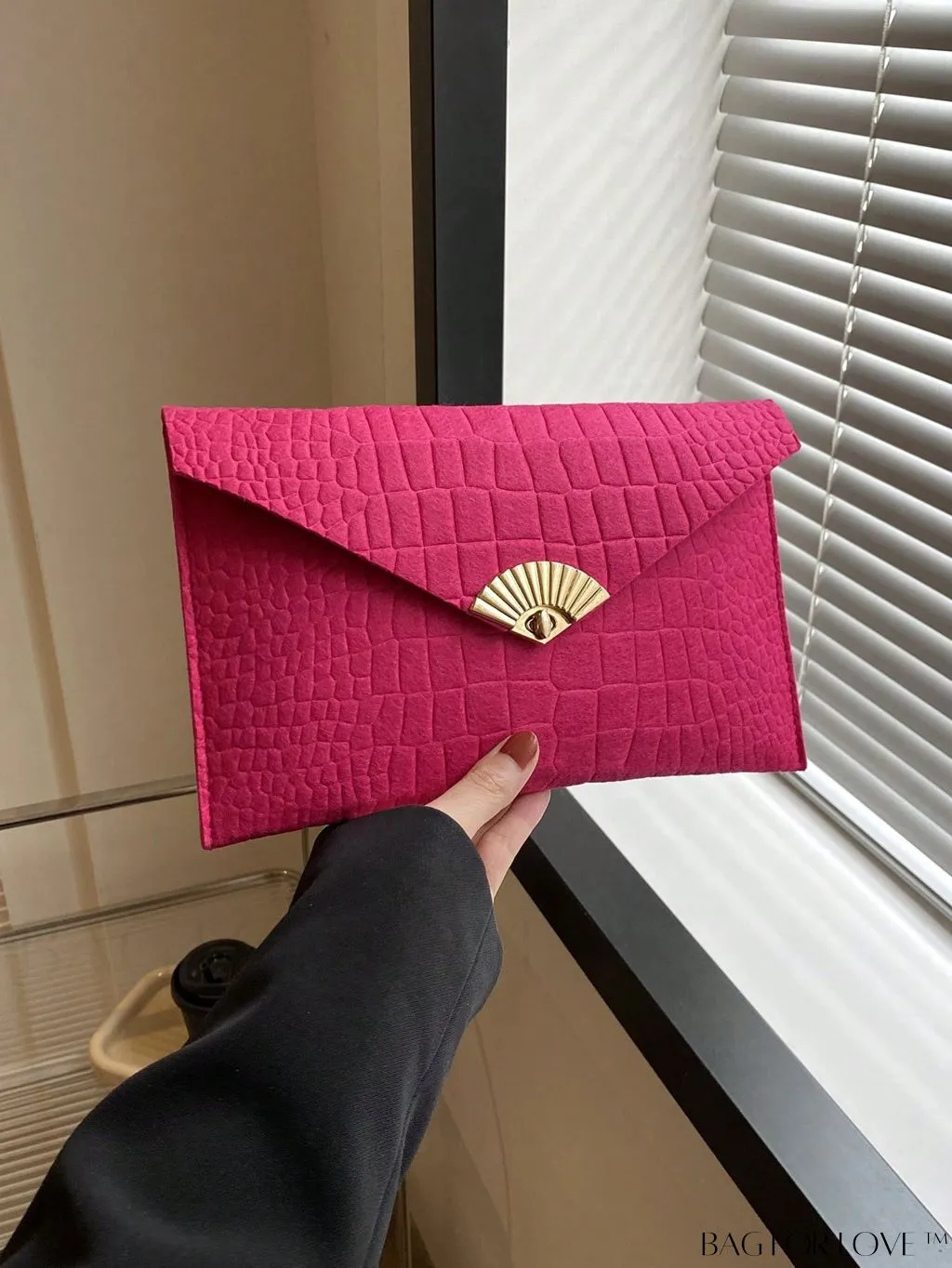 BagForLove - Crocodile Embossed Flap Envelope Bag - Stylish Polyester Fashion Accessory