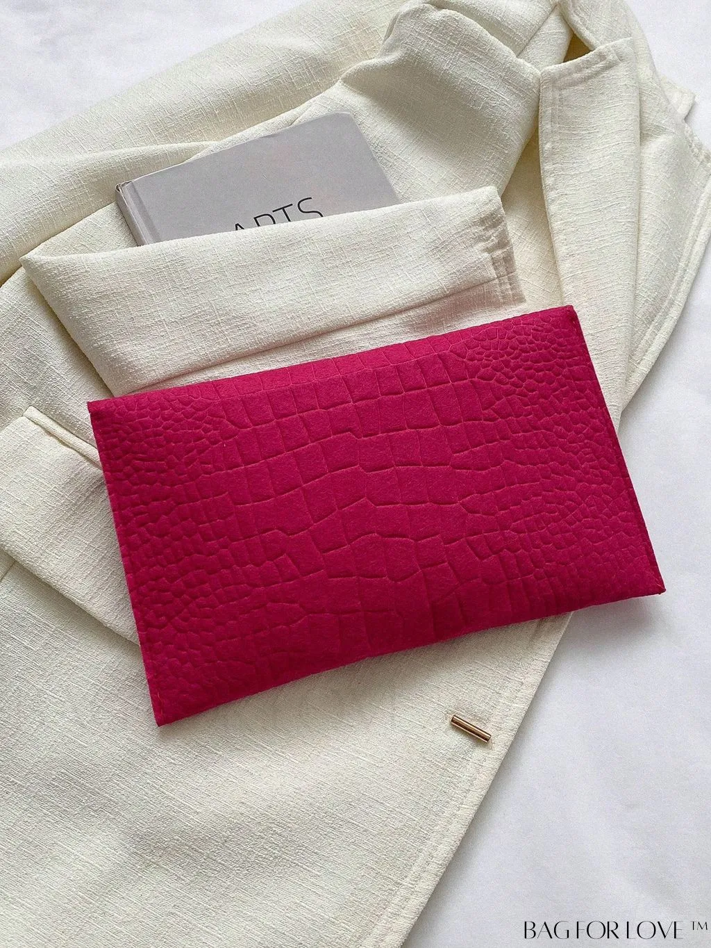 BagForLove - Crocodile Embossed Flap Envelope Bag - Stylish Polyester Fashion Accessory