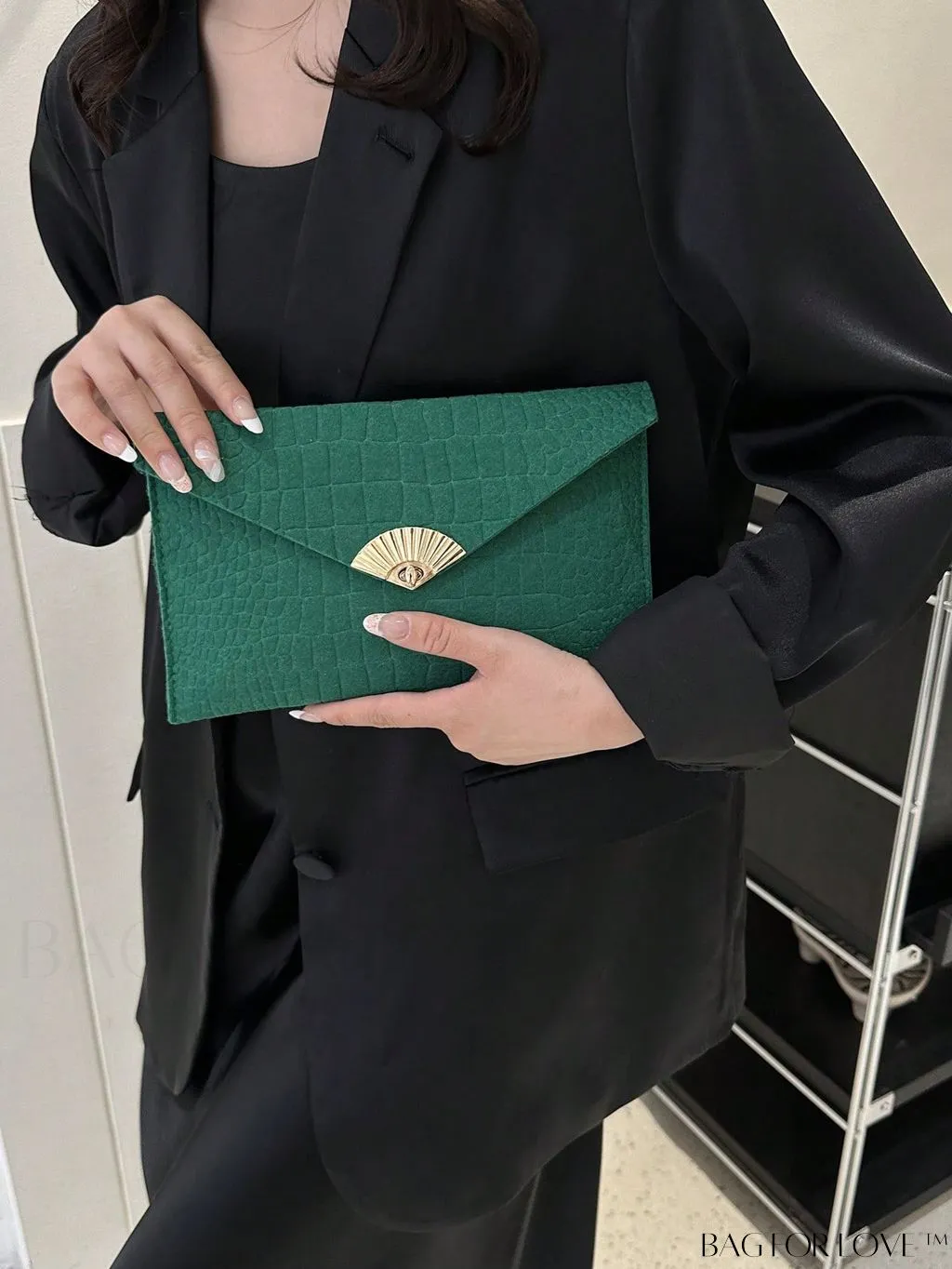 BagForLove - Crocodile Embossed Flap Envelope Bag - Stylish Polyester Fashion Accessory