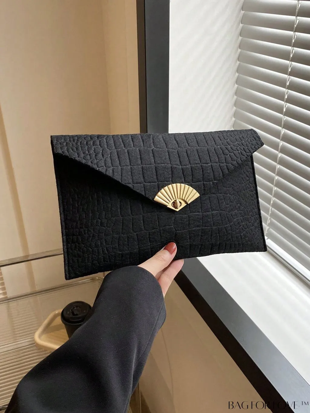 BagForLove - Crocodile Embossed Flap Envelope Bag - Stylish Polyester Fashion Accessory
