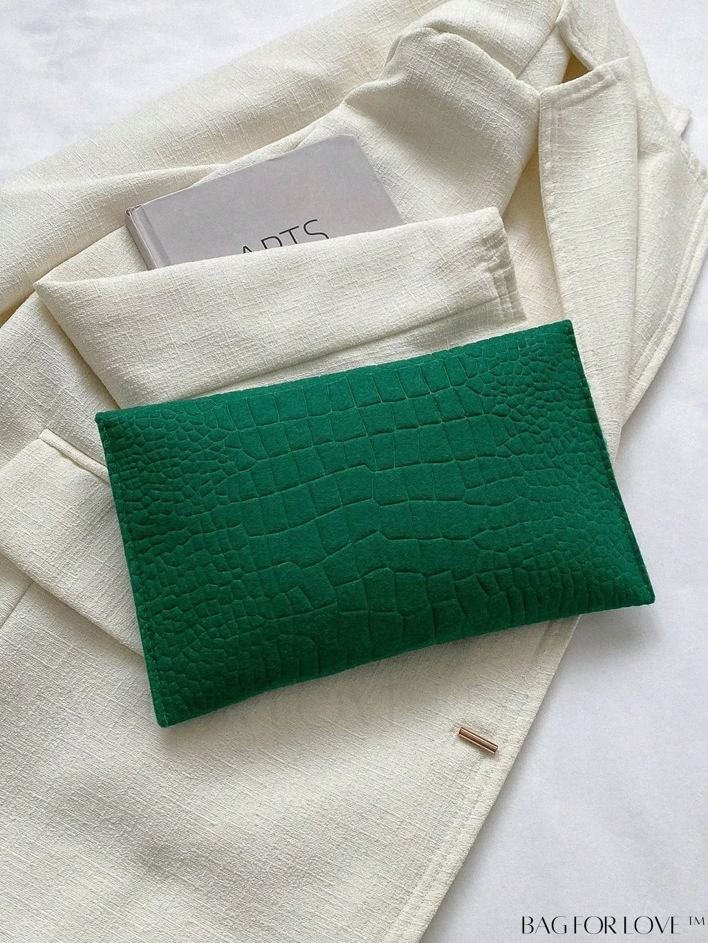 BagForLove - Crocodile Embossed Flap Envelope Bag - Stylish Polyester Fashion Accessory
