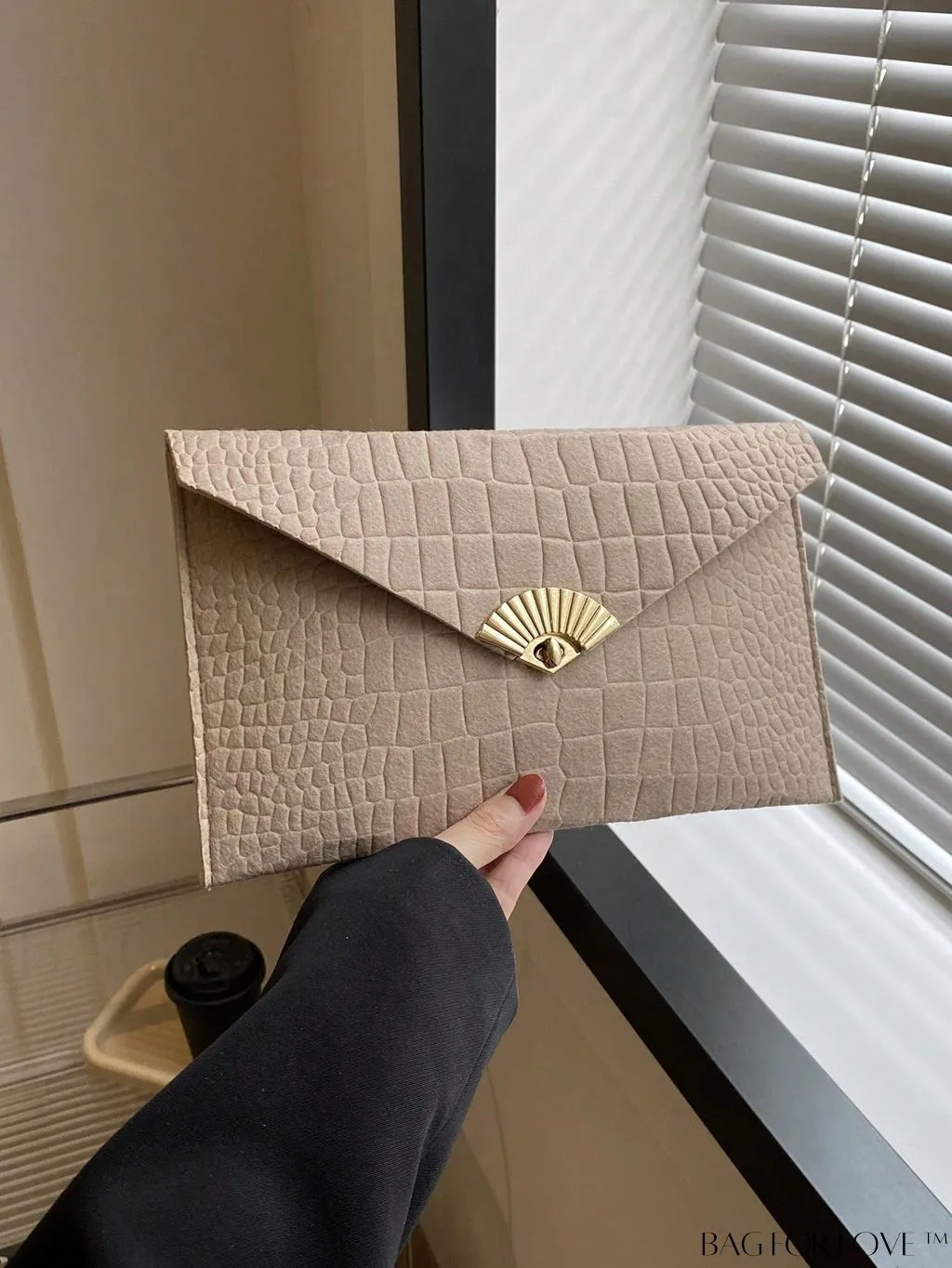 BagForLove - Crocodile Embossed Flap Envelope Bag - Stylish Polyester Fashion Accessory