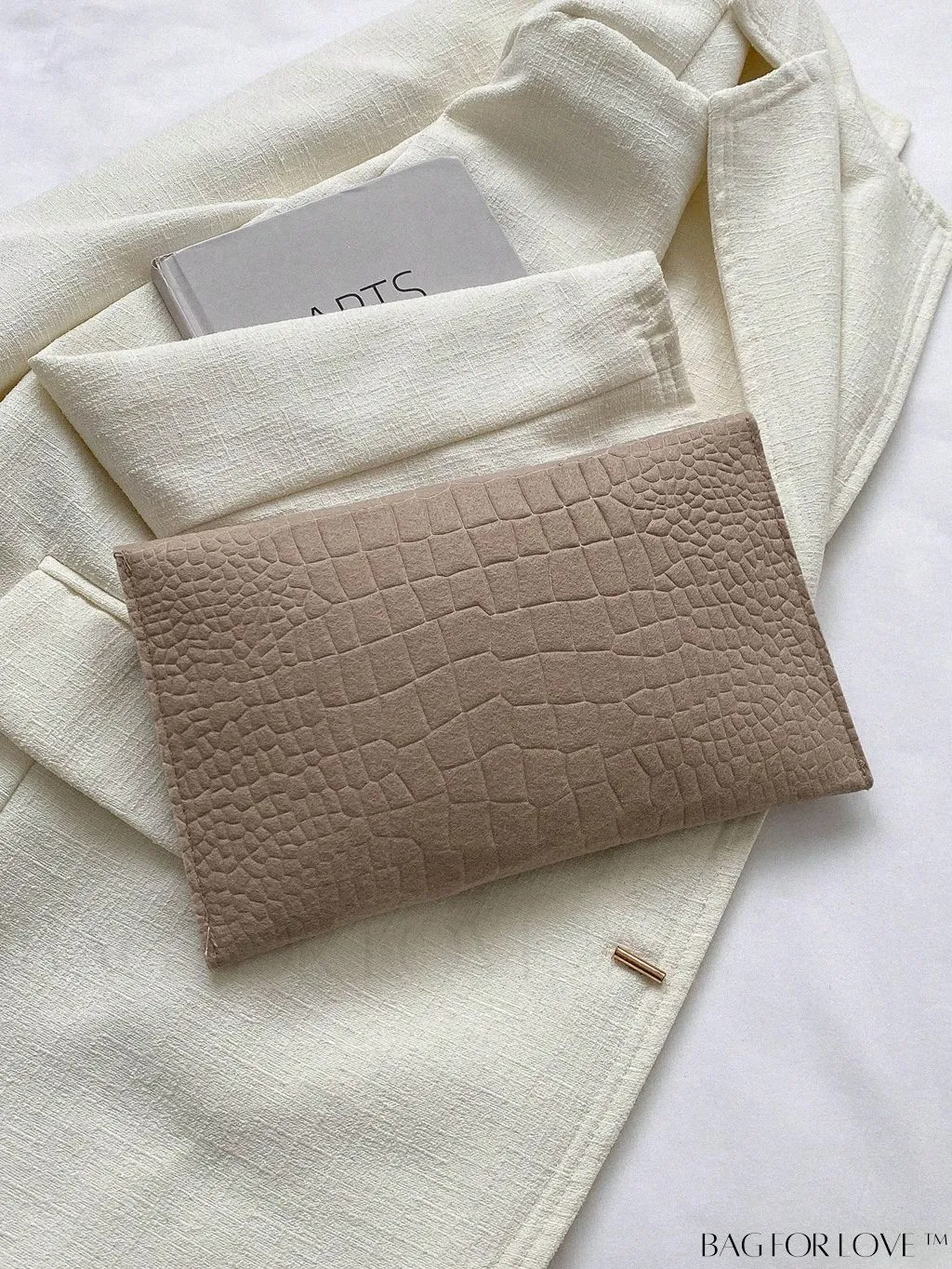 BagForLove - Crocodile Embossed Flap Envelope Bag - Stylish Polyester Fashion Accessory