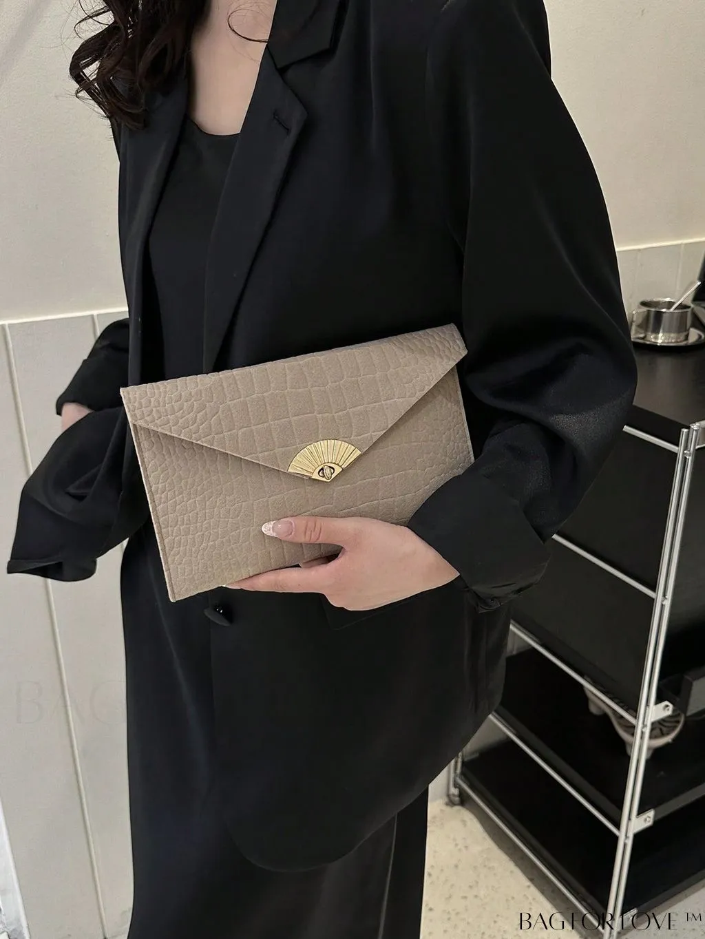 BagForLove - Crocodile Embossed Flap Envelope Bag - Stylish Polyester Fashion Accessory