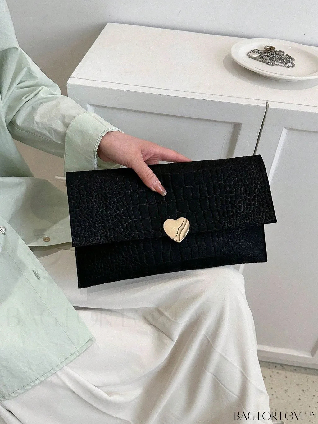 BagForLove - Crocodile Embossed Heart Flap Envelope Bag - Medium Size
