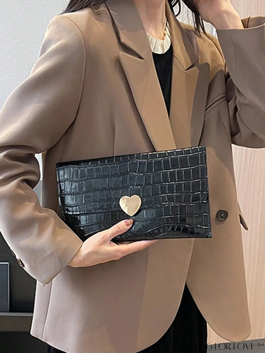 BagForLove - Crocodile Embossed Medium Envelope Bag with Chic Heart Decoration