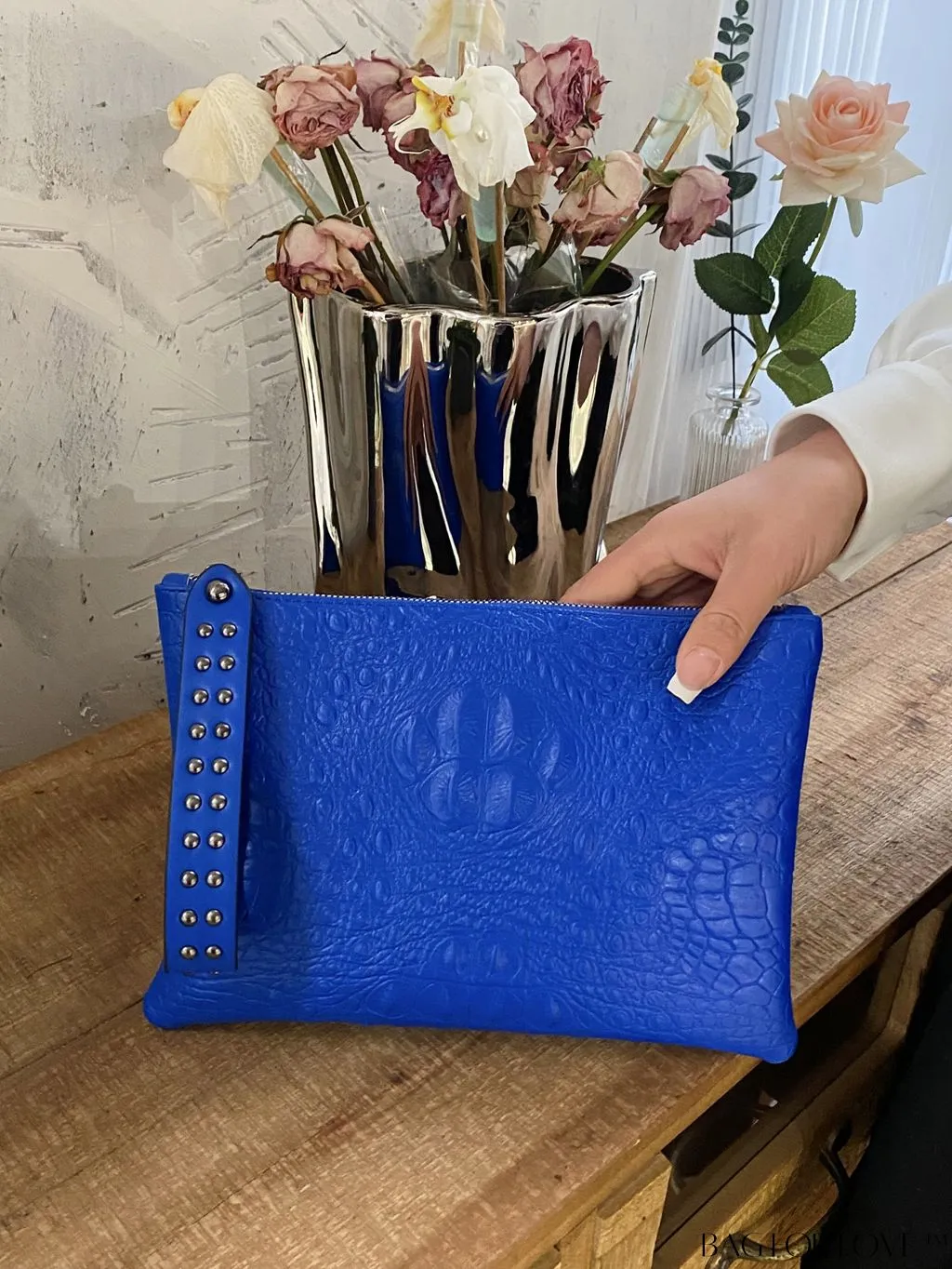 BagForLove - Crocodile Embossed PU Square Bag for Everyday Use