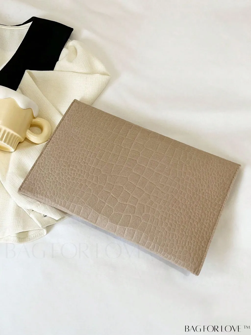 BagForLove - Green Crocodile-Embossed Envelope Bag with Metal Decor - Elegance Redefined