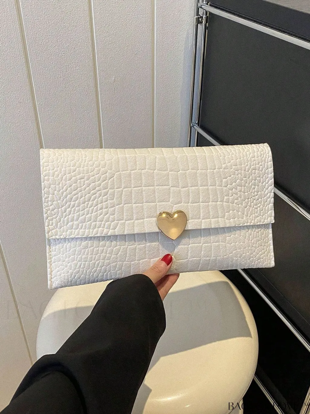 BagForLove - Heart Decor Embossed Envelope Bag with Intricate Detailing