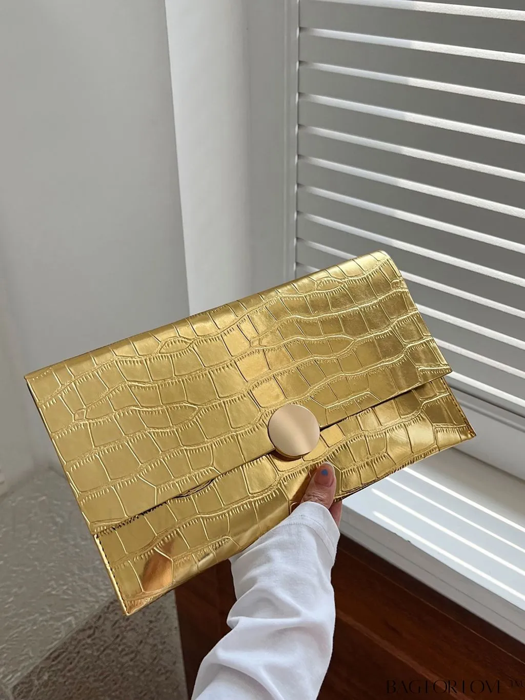 BagForLove - Metallic Crocodile Embossed Envelope Bag with Flap Design