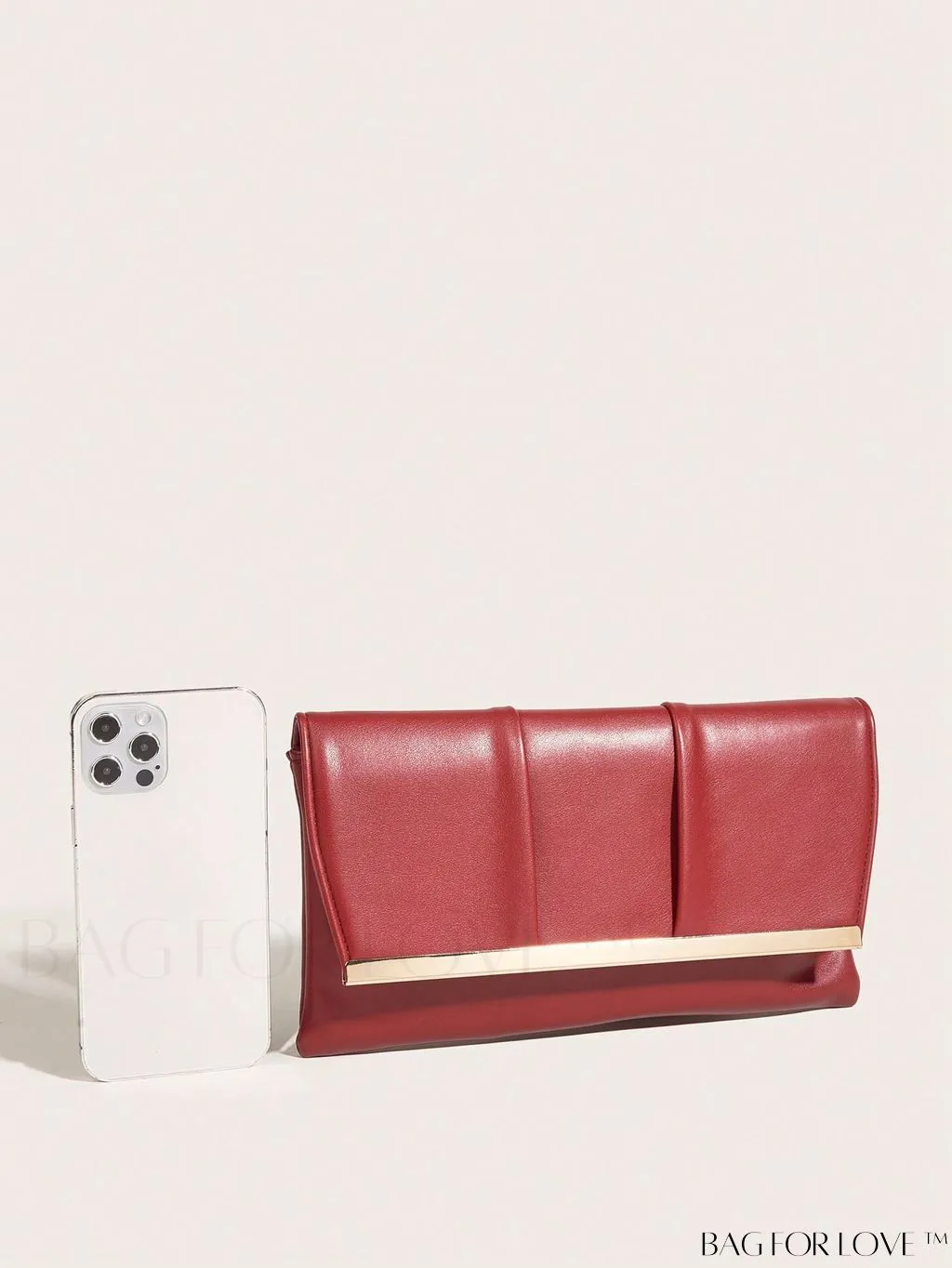 BagForLove - Ruched Detail Metal Envelope Bag for Elegant Home Decor