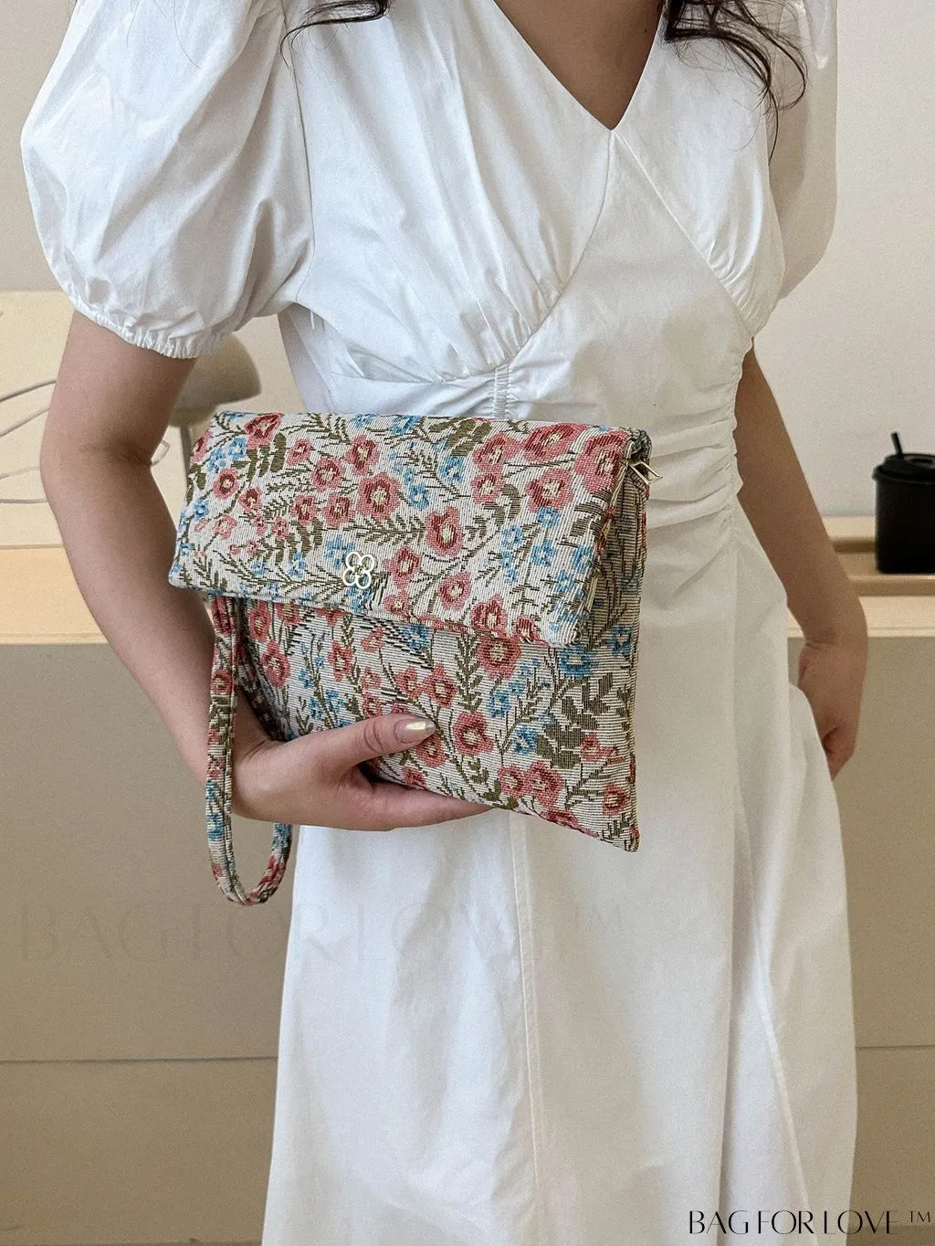 BagForLove - Stylish Floral Embroidered Clutch with Handle - Versatile and Fashionable for Women