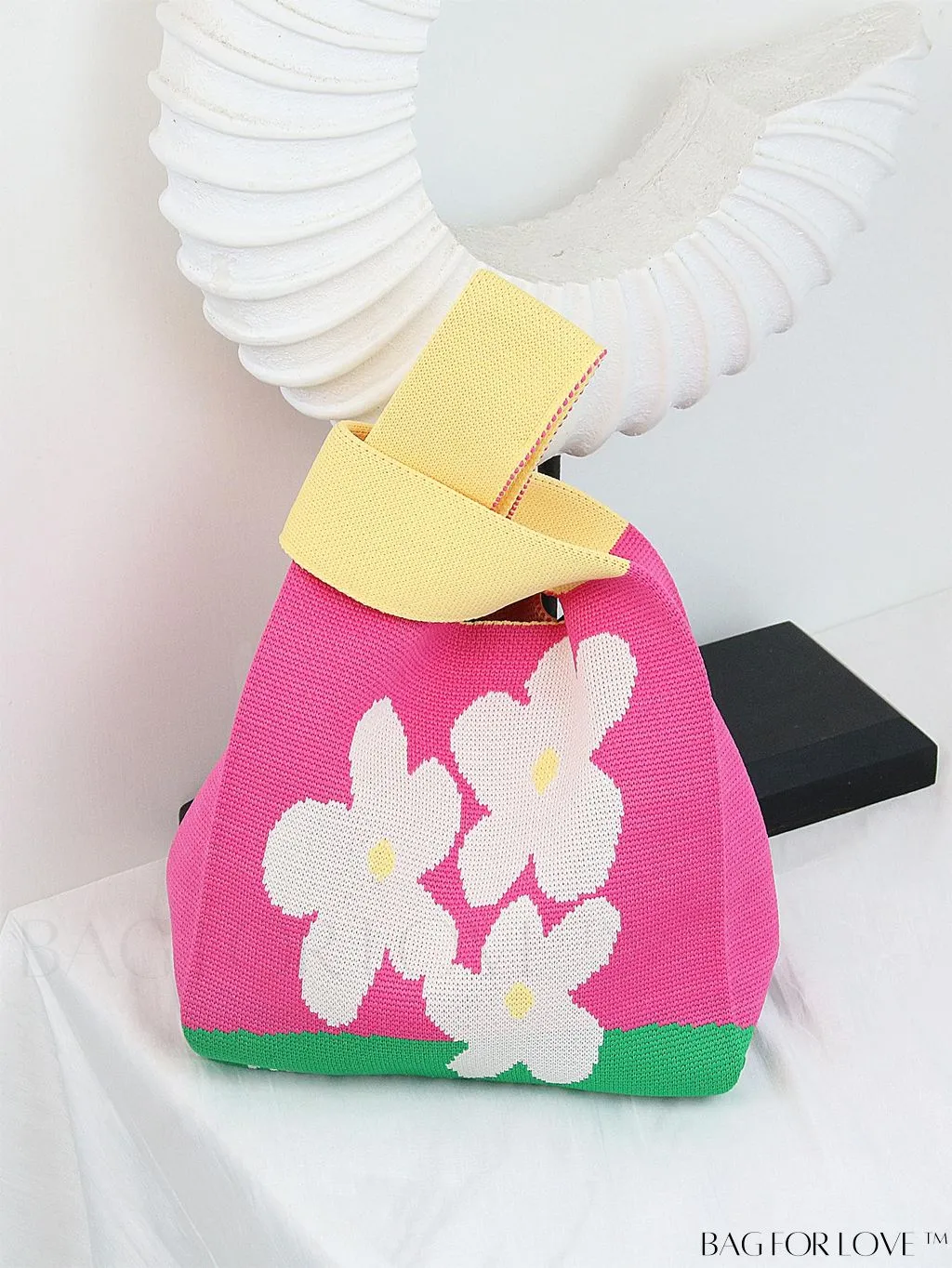 BagForLove - Stylish Striped Knitted Handbag: Colorful and Unique Pattern, Perfect for Beach Vacation, Womens Fashion