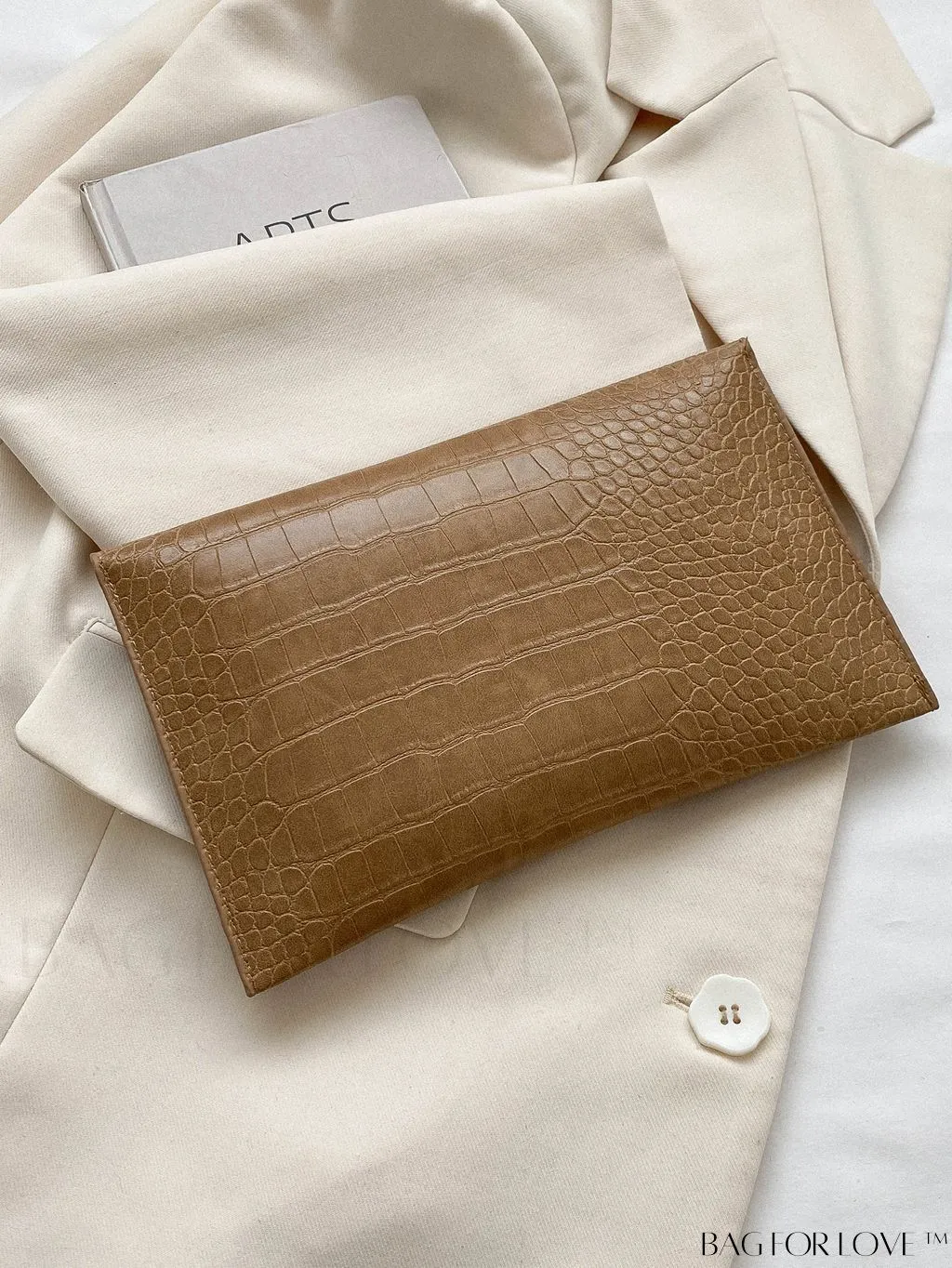 BagForLove - Stylish Womens Crocodile Pattern Handbag with Minimalist Design and Metallic Detail