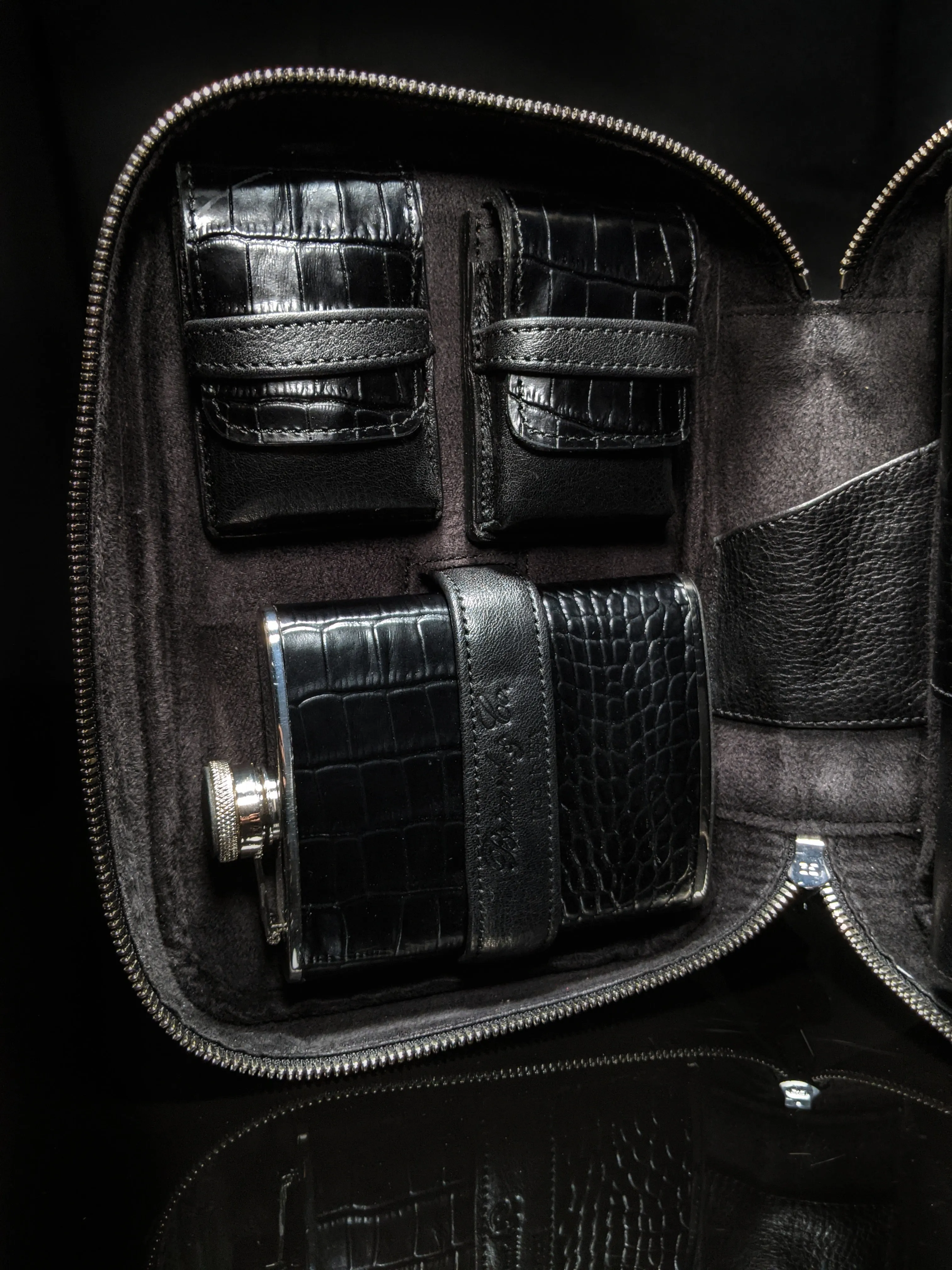 Brizard and Co Havana Traveler-Croco Pattern Black Leather NIB