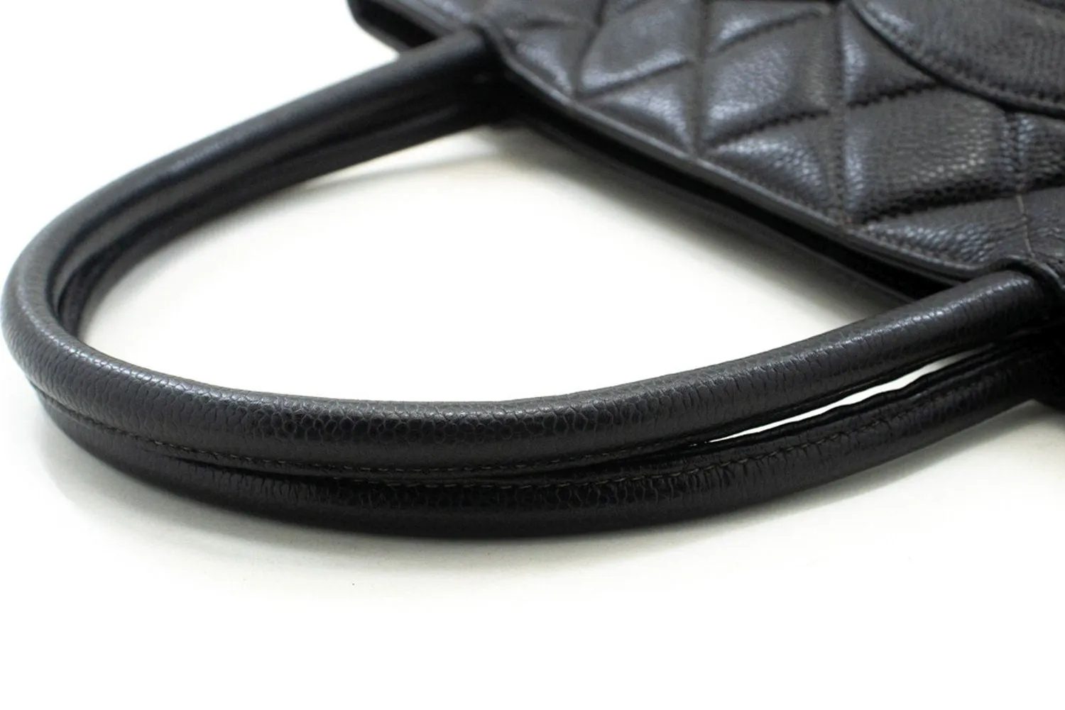 CHANEL Silver Medallion Grained Calfskin Leather Shoulder Bag n54