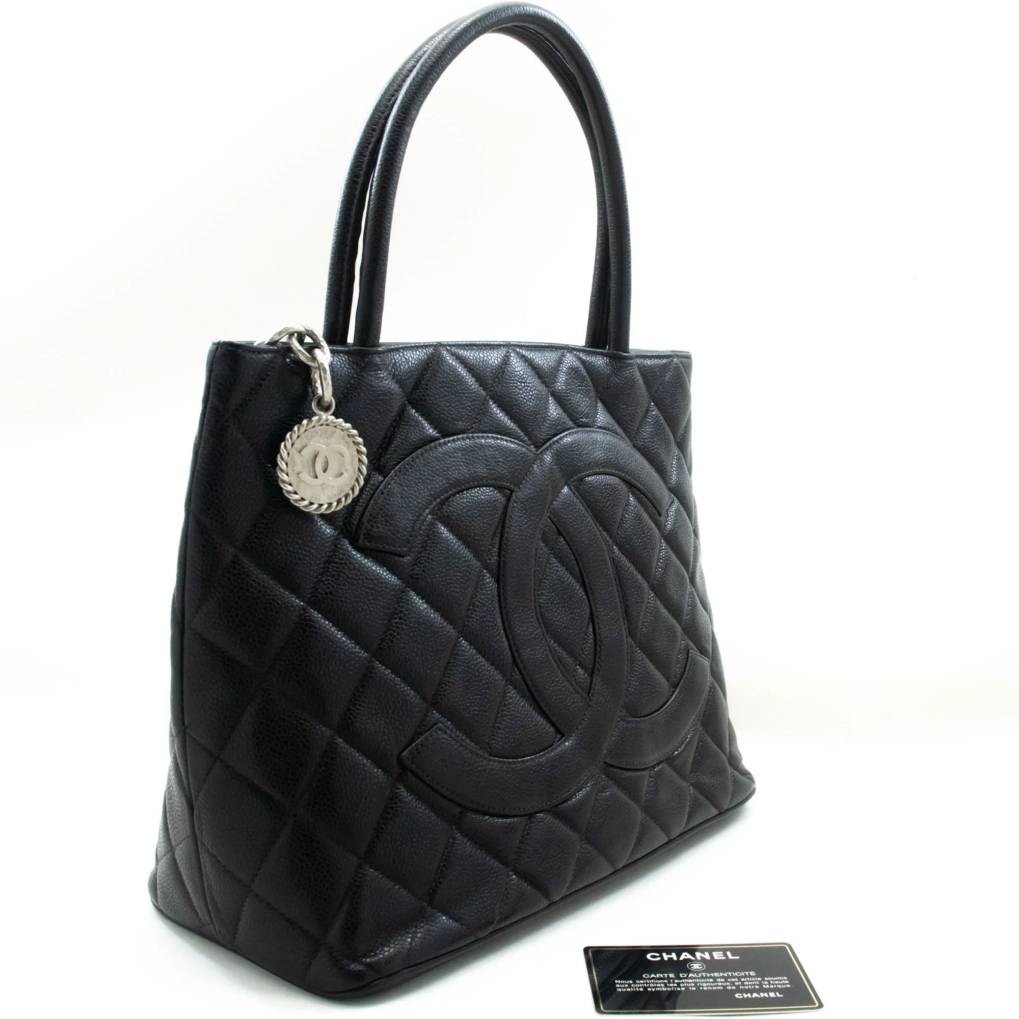 CHANEL Silver Medallion Grained Calfskin Leather Shoulder Bag n54