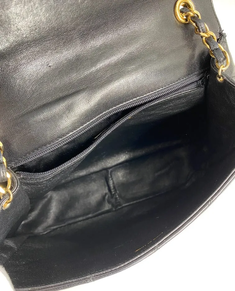 Chanel Vintage Crossbody Flap bag