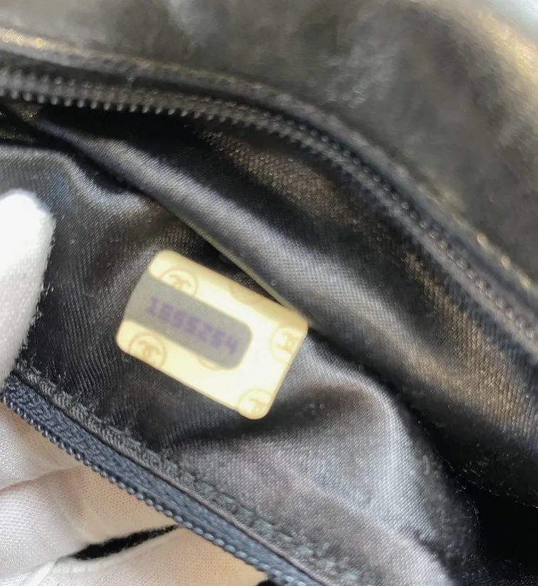 Chanel Vintage Crossbody Flap bag