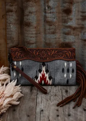 Everly Saddle Blanket Clutch - Chocolate Leather
