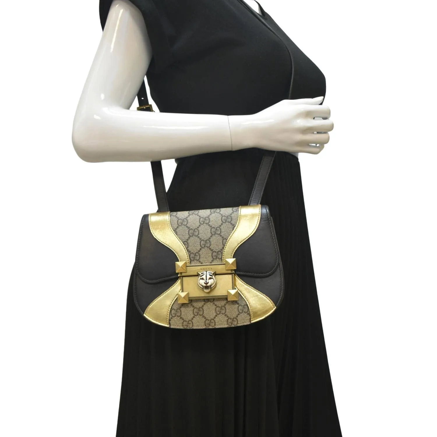 GUCCI Ogilide GG Supreme Canvas Shoulder Bag Gold 500781