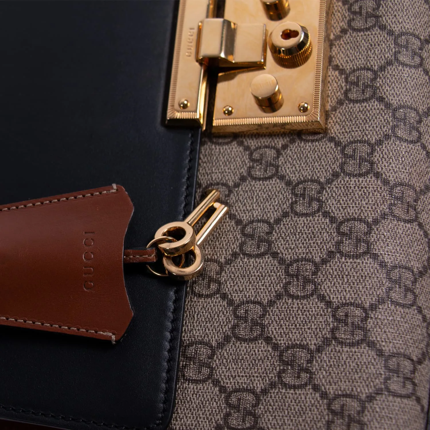Gucci Supreme Medium Padlock Shoulder Bag