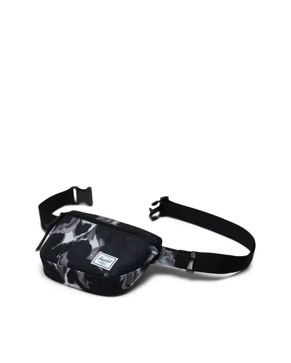Herschel Fifteen Hip Pack Dye Wash Black