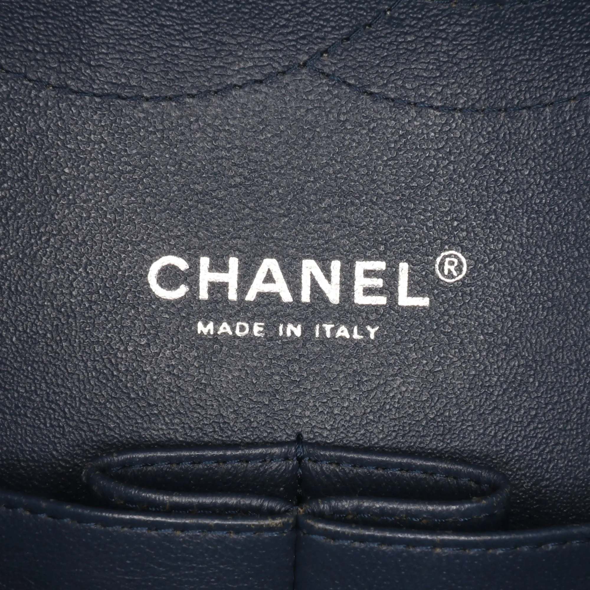 Jumbo Classic Chevron Patent Double Flap