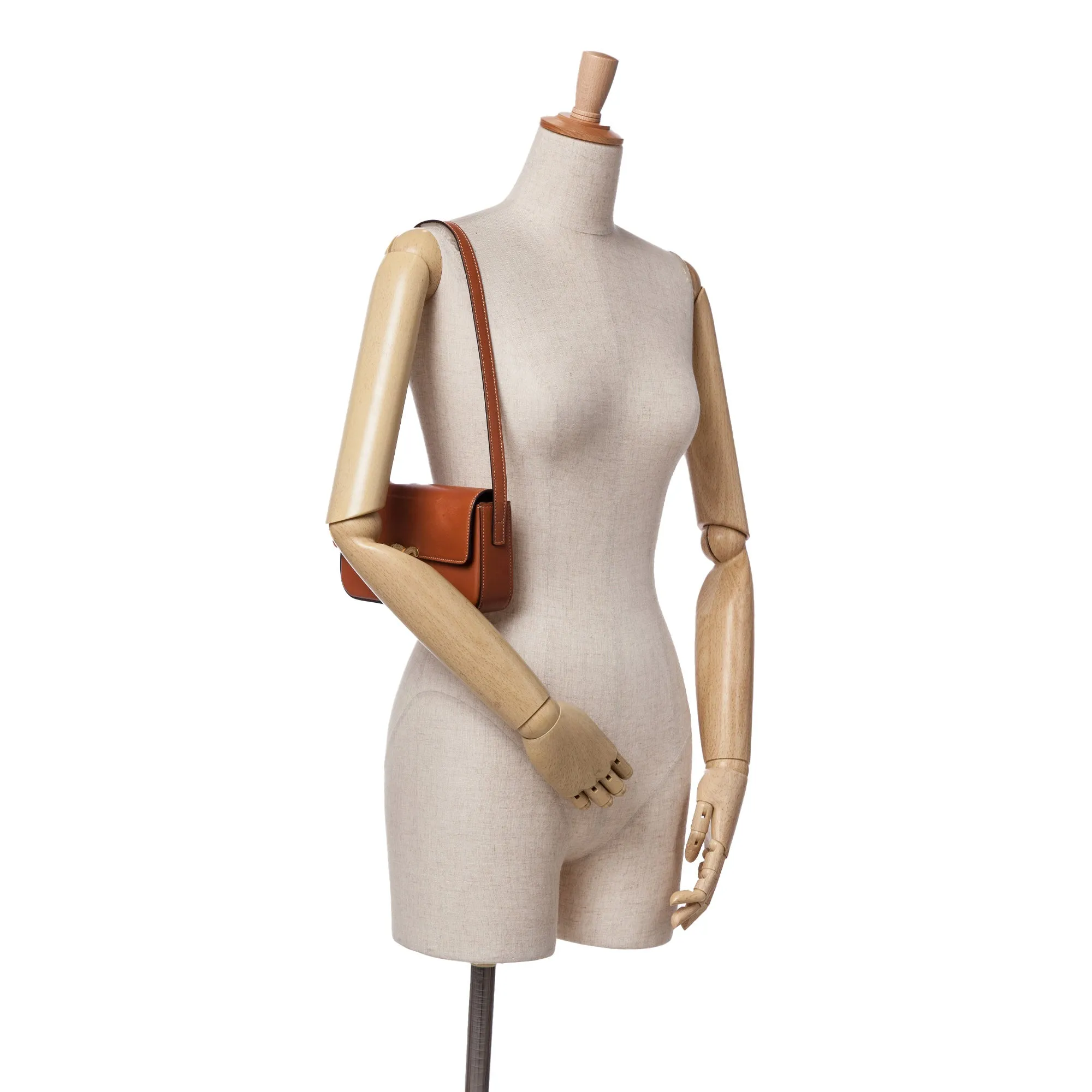 Leather Triomphe Claude Shoulder Bag