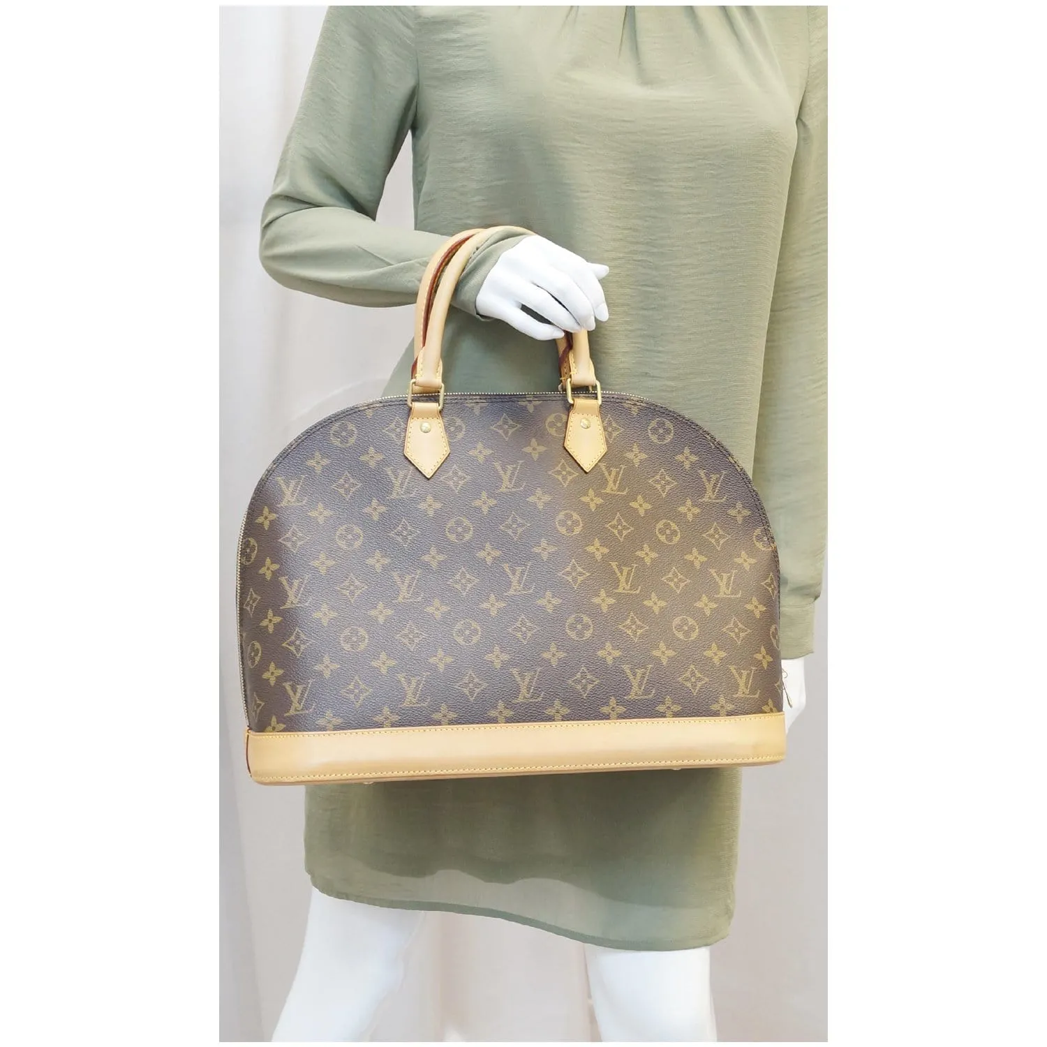Louis Vuitton Alma GM NM Monogram Canvas Satchel Bag