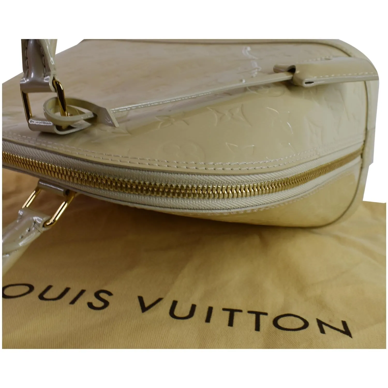 LOUIS VUITTON Alma PM Monogram Vernis Satchel Bag Cream - 20% OFF