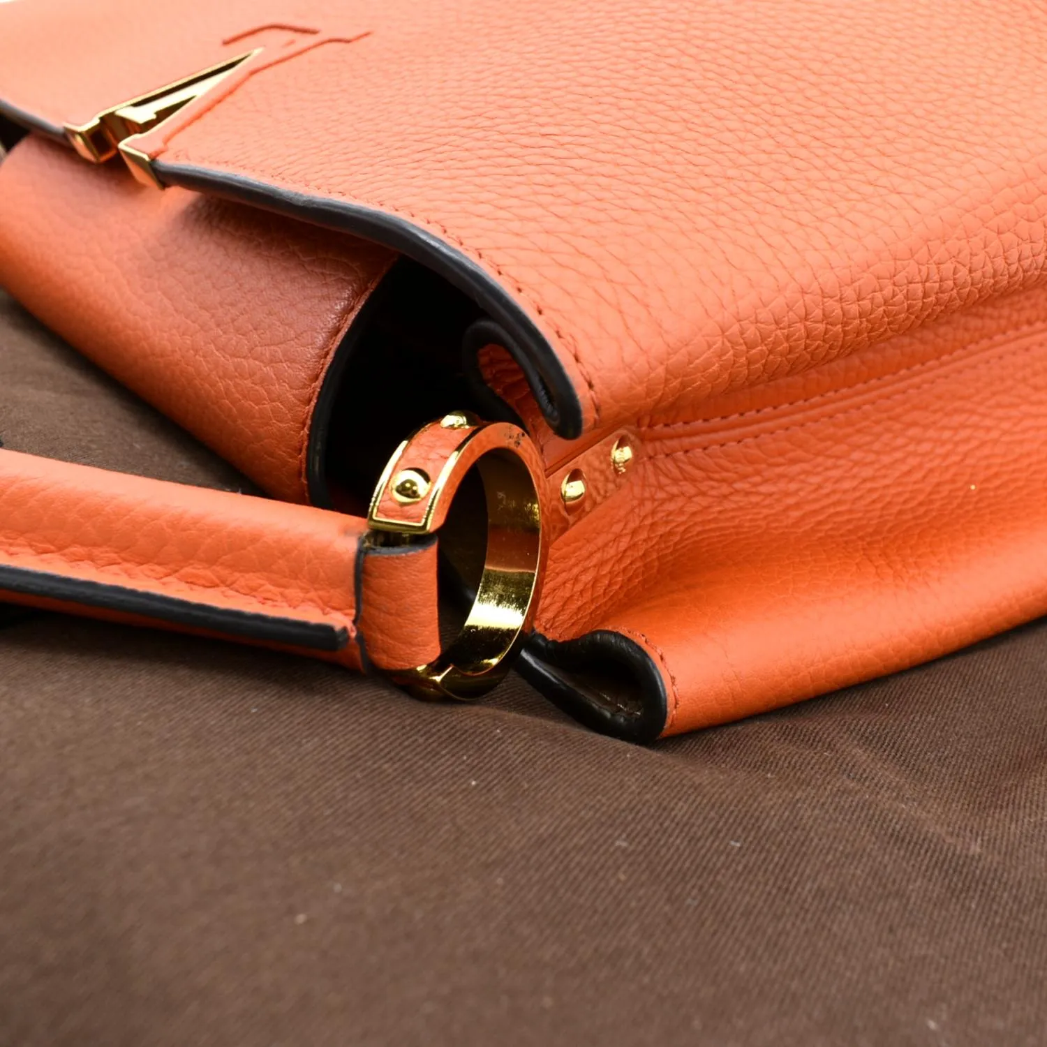 LOUIS VUITTON Capucines MM Taurillon Leather Satchel Bag Orange