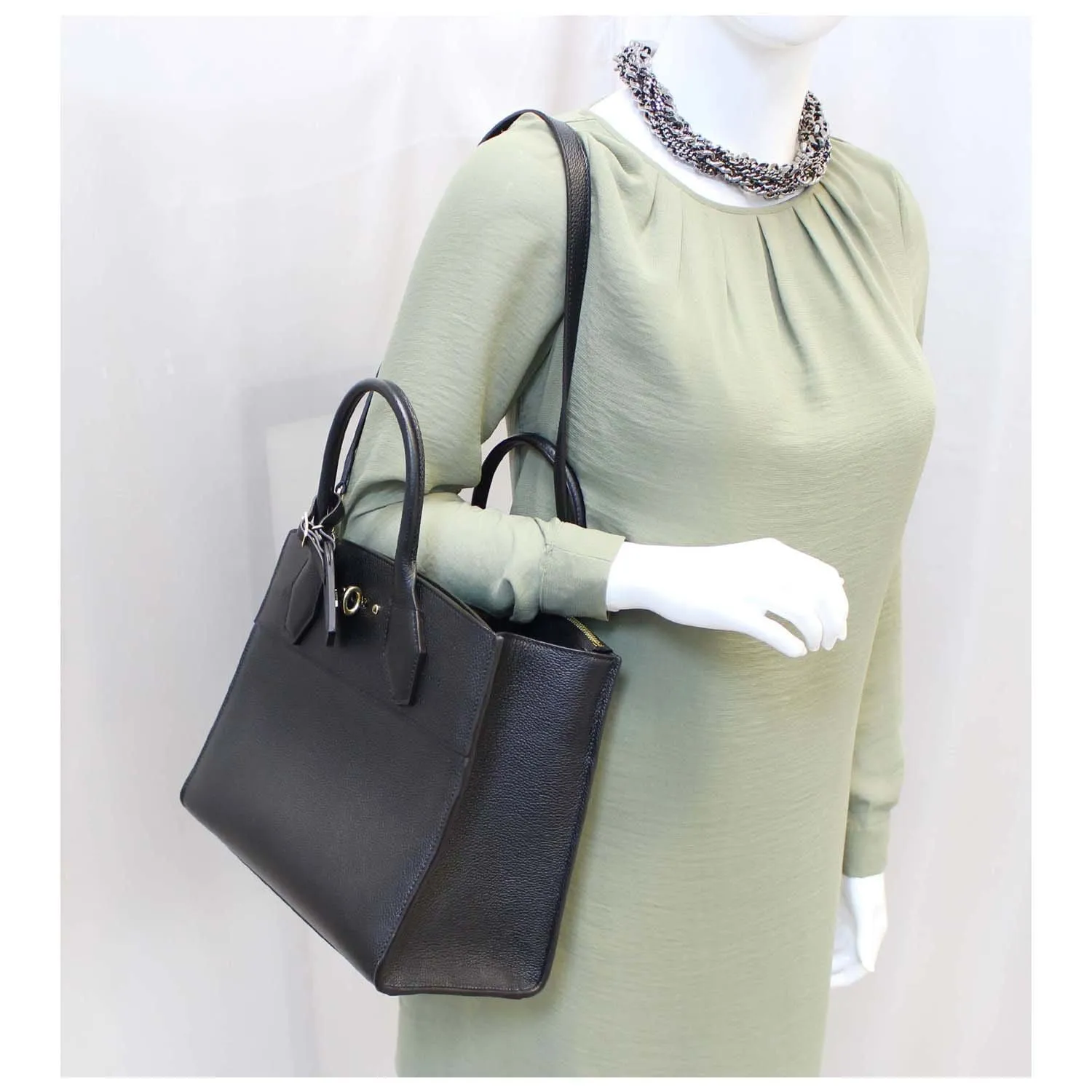LOUIS VUITTON City Steamer MM Noir Black Leather Shoulder Bag