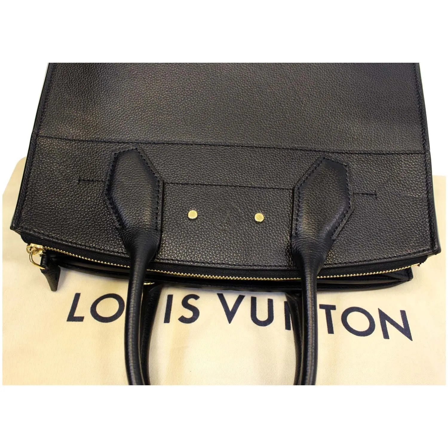 LOUIS VUITTON City Steamer MM Noir Black Leather Shoulder Bag