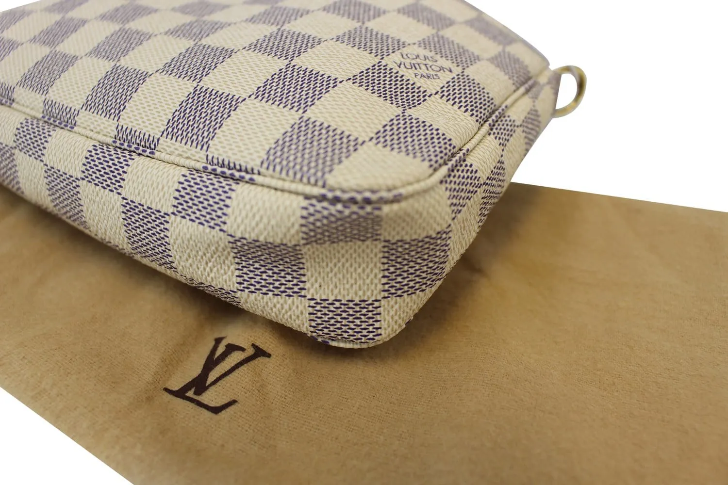 LOUIS VUITTON Damier Azur White Pochette Accessoires Pouch