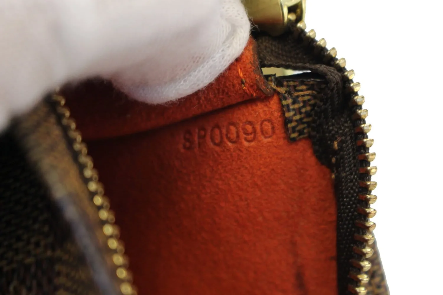 LOUIS VUITTON Damier Ebene Brown Pouch