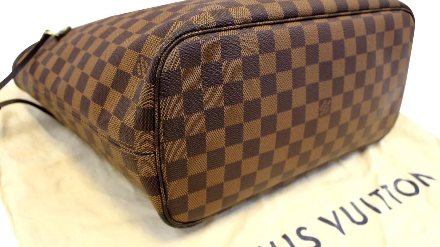 LOUIS VUITTON Damier Ebene Neverfull MM Shoulder Bag