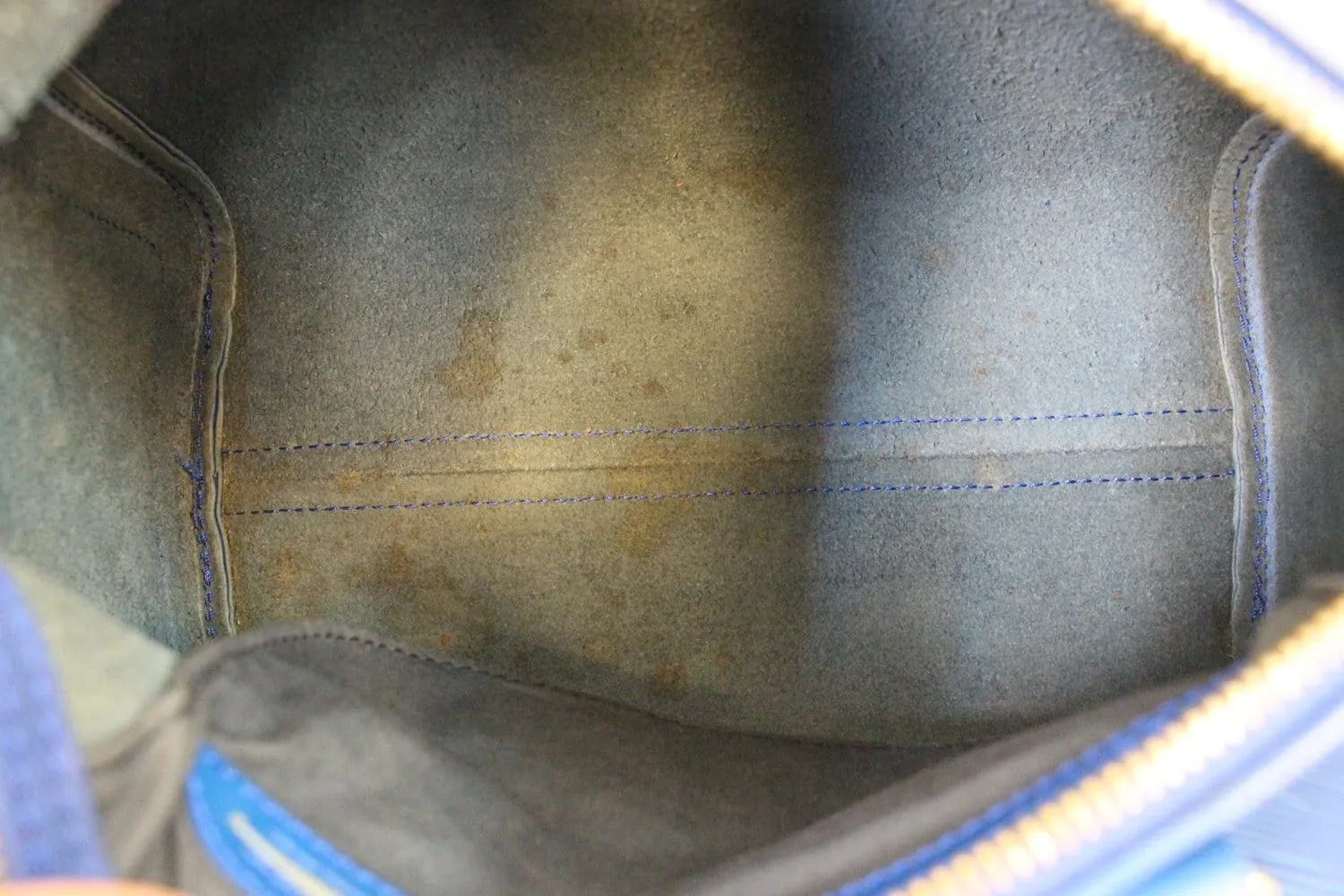 LOUIS VUITTON Epi Speedy 25 Blue Satchel Handbag - Sale