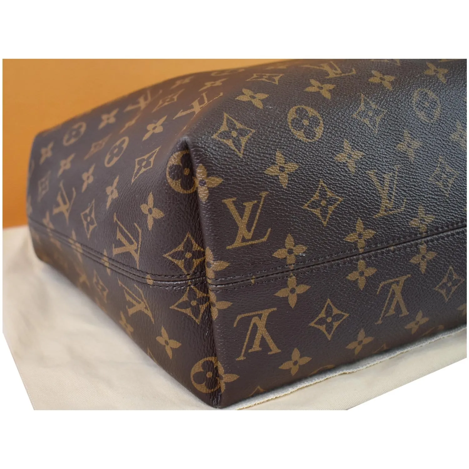 LOUIS VUITTON Graceful MM Monogram Canvas Shoulder Bag Brown