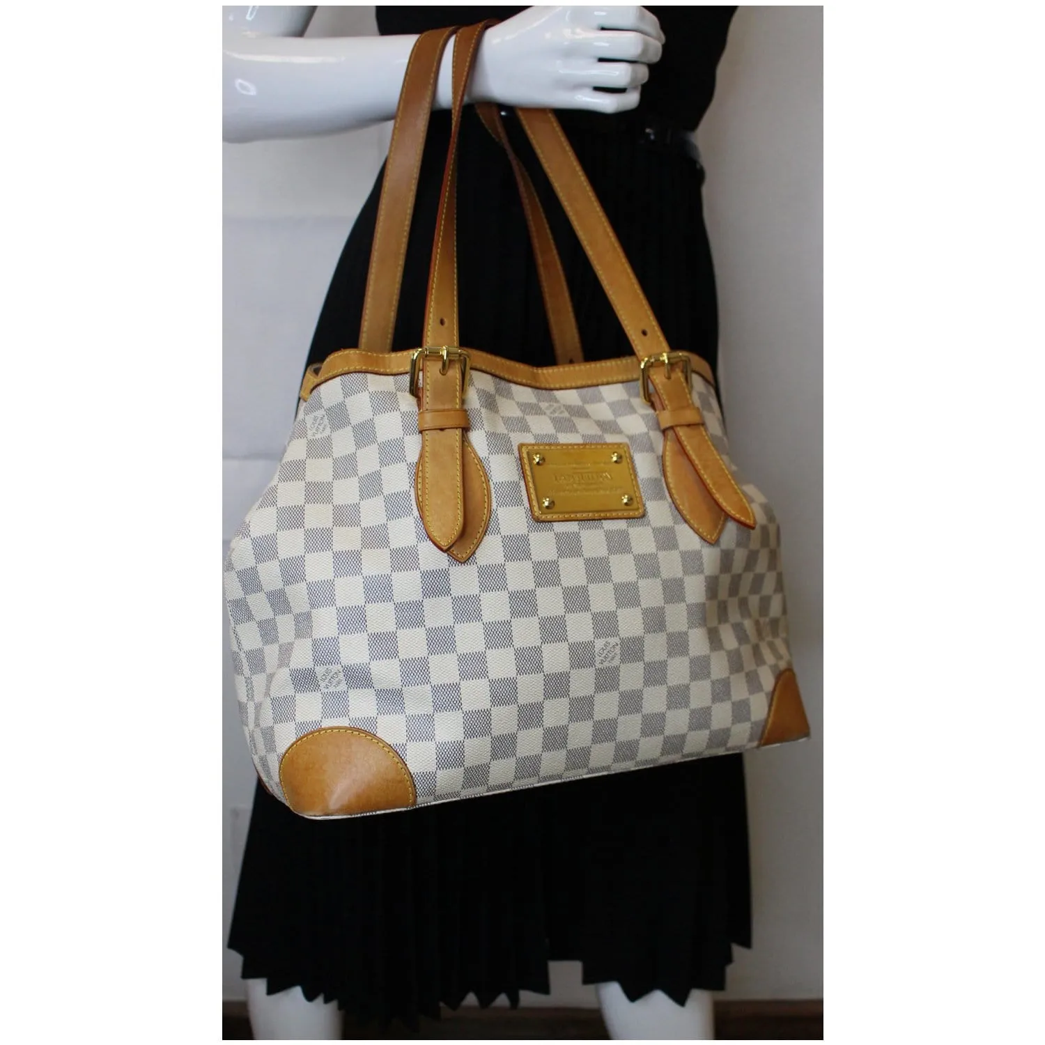 LOUIS VUITTON Hampstead PM Damier Azur Shoulder Bag White