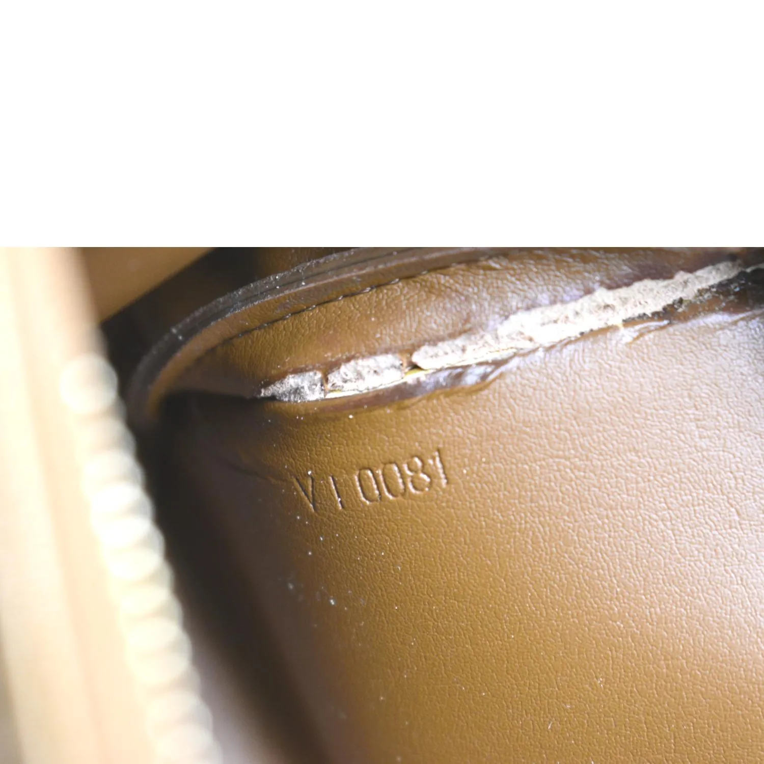 LOUIS VUITTON Lexington Monogram Vernis Leather Pouch Bronze