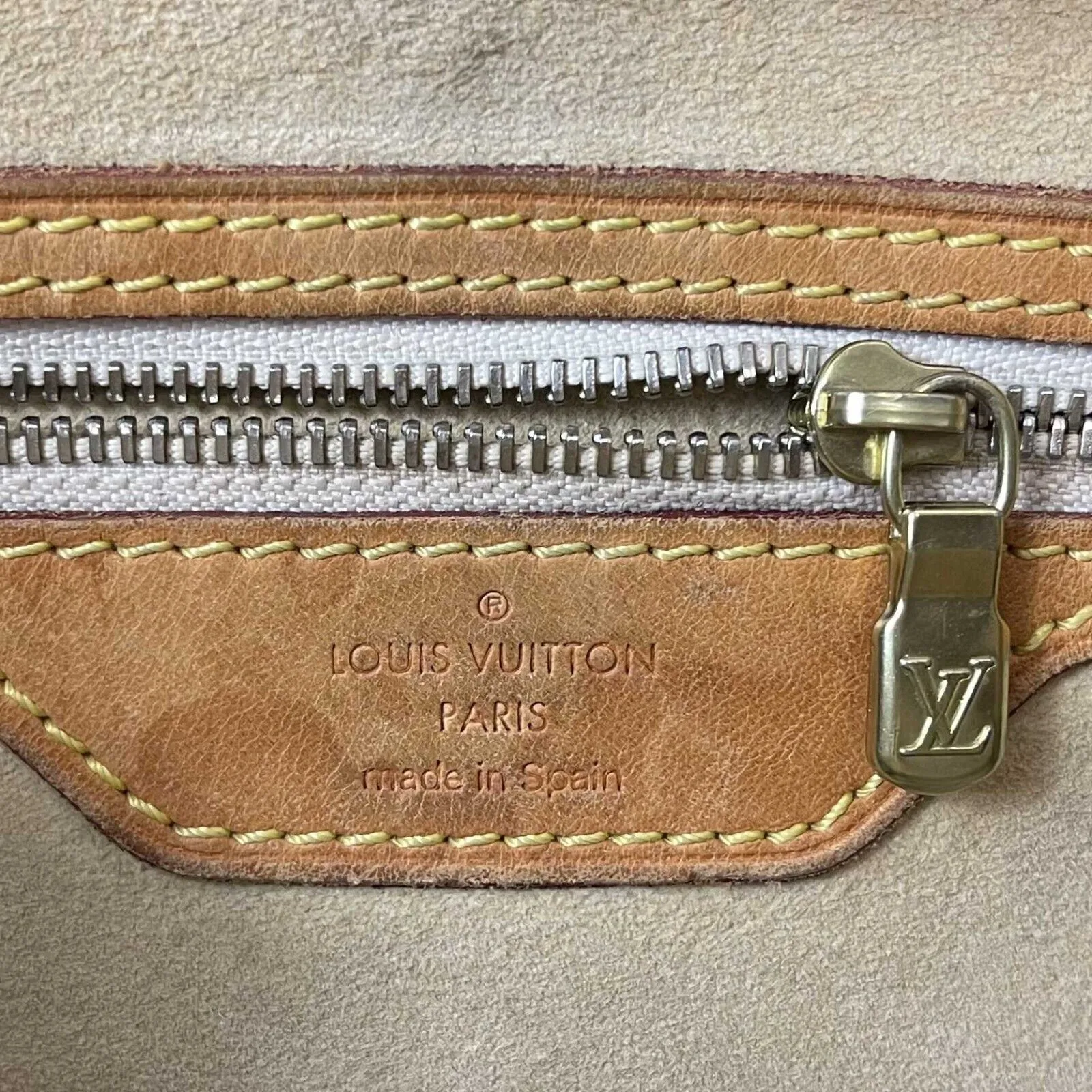 Louis Vuitton - LV - Hampstead MM - Damier Azur Ivory Blue Shoulder Bag